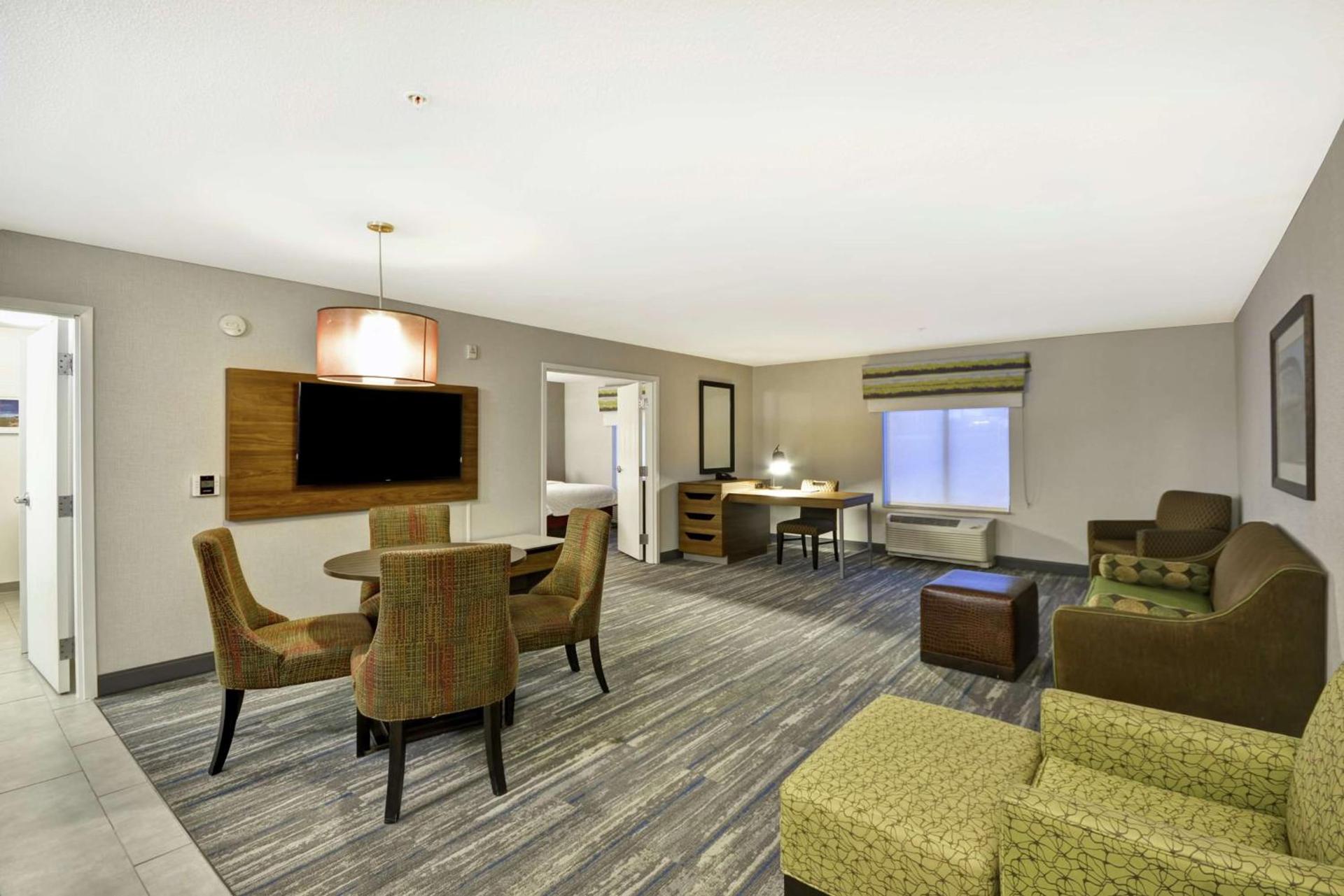 Hampton Inn & Suites Yuma photo 25
