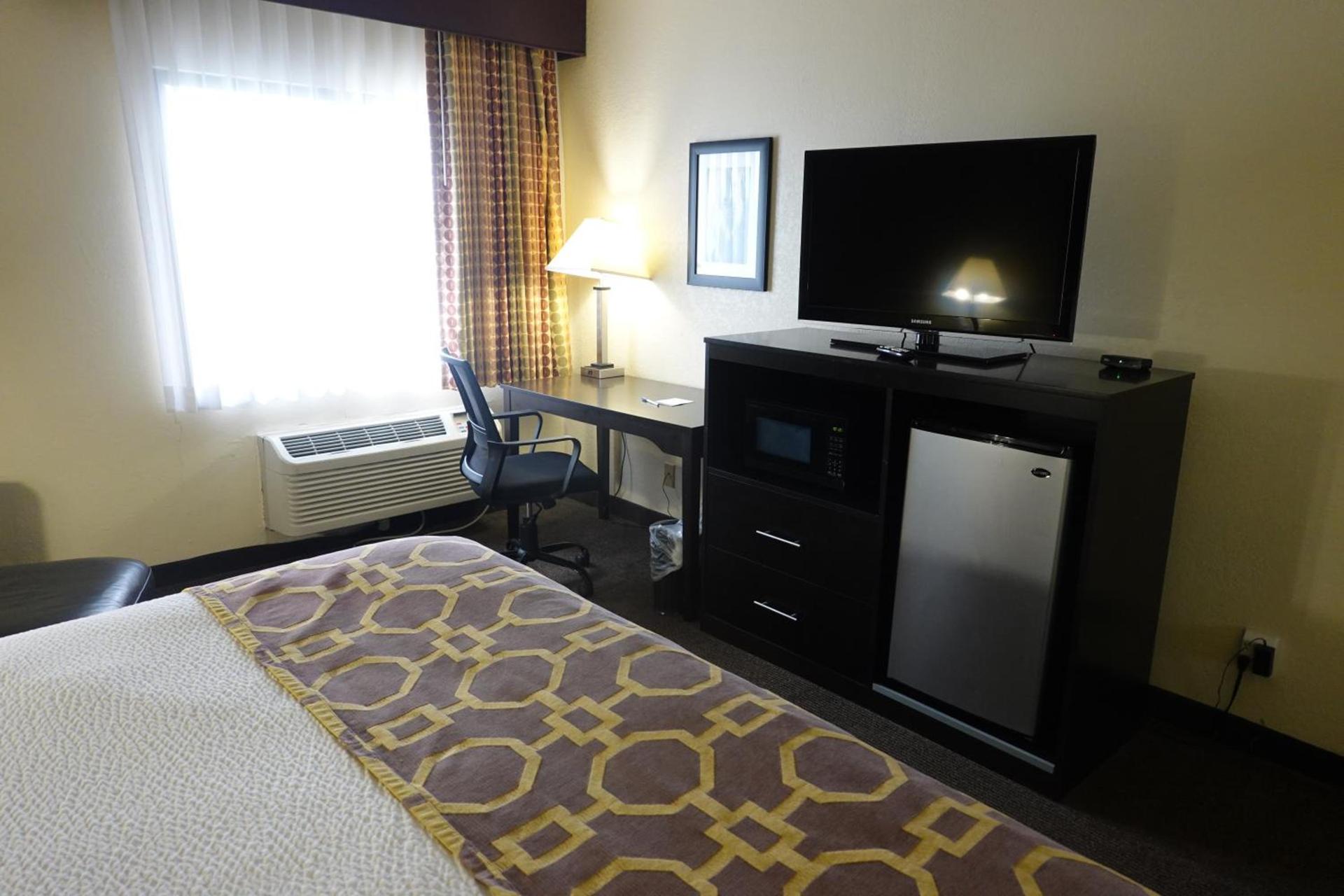 Baymont by Wyndham Janesville photo 20