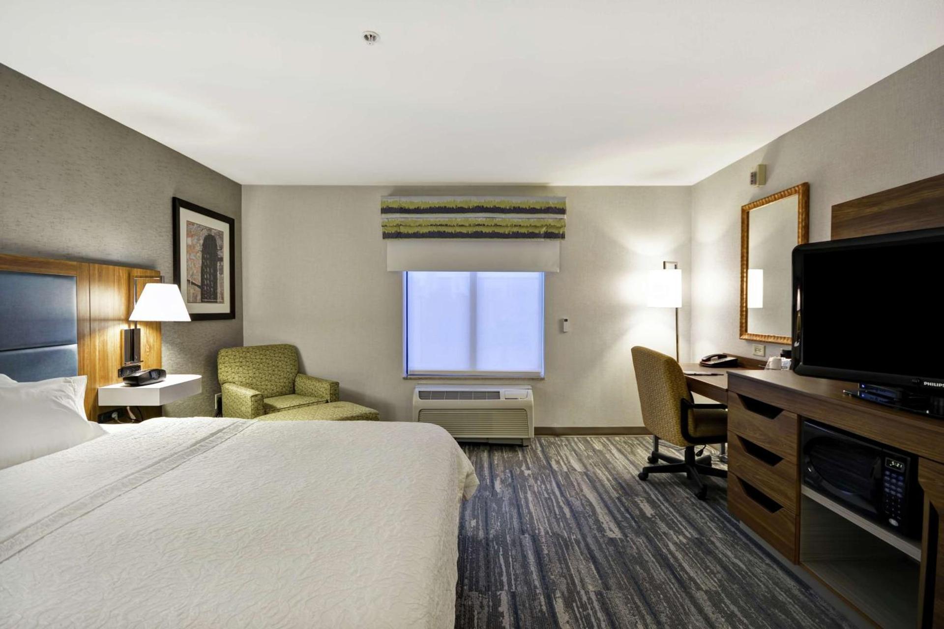 Hampton Inn & Suites Yuma photo 33