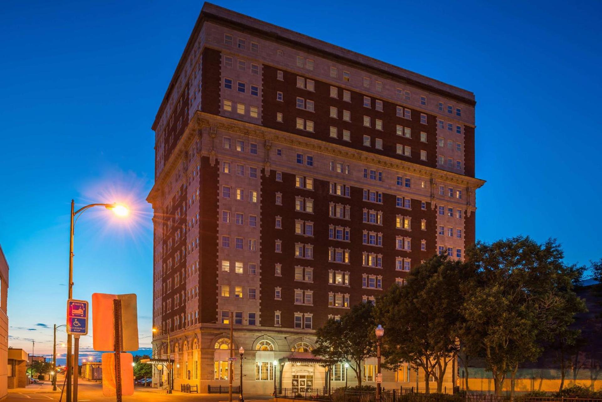 DoubleTree by Hilton Utica photo 4