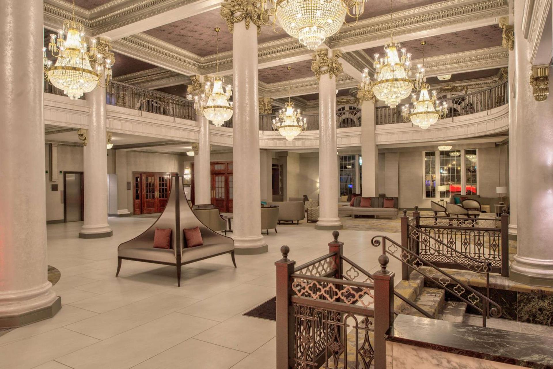 DoubleTree by Hilton Utica photo 8