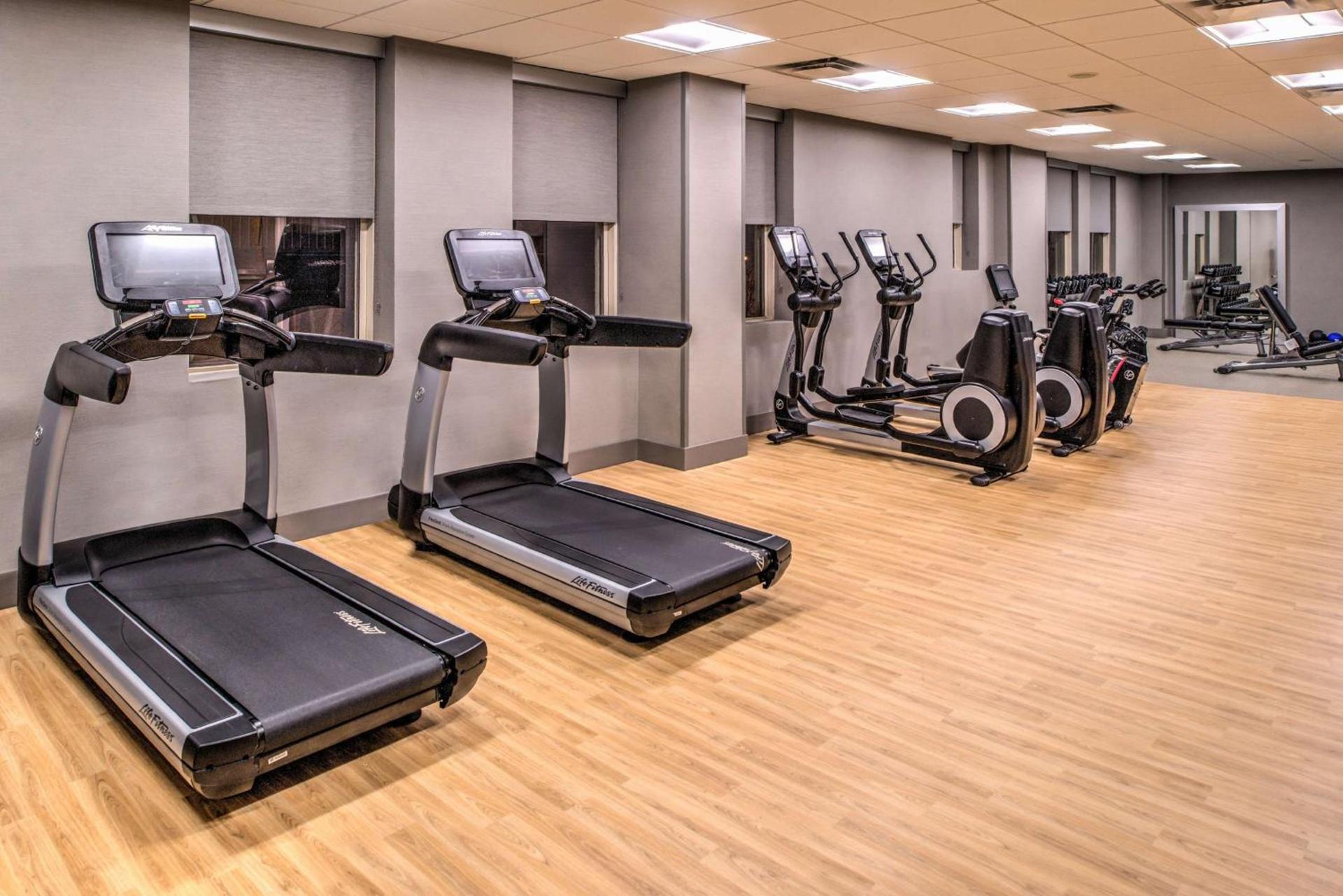 DoubleTree by Hilton Utica photo 20