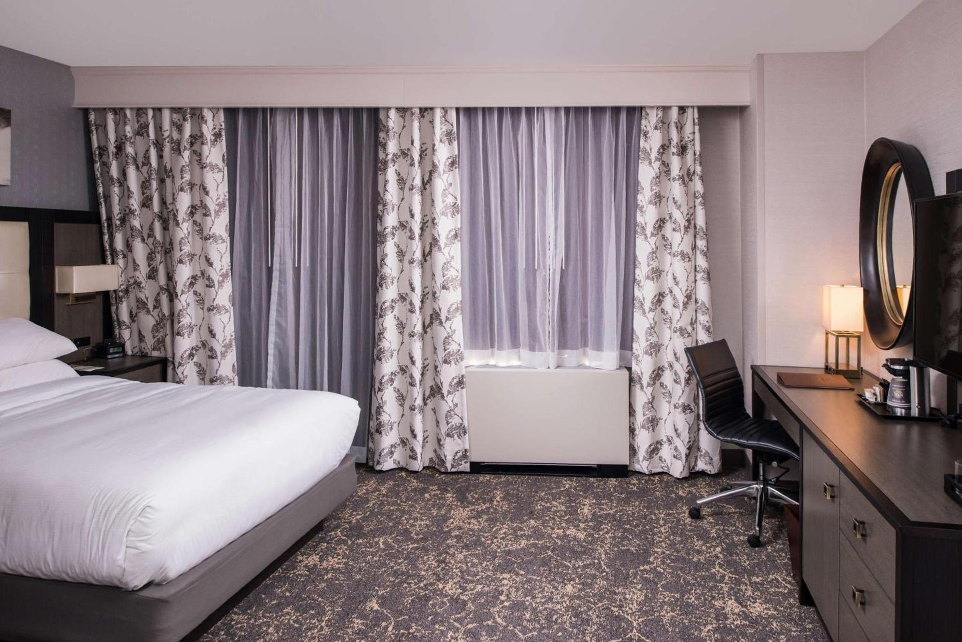 DoubleTree by Hilton Utica photo 34