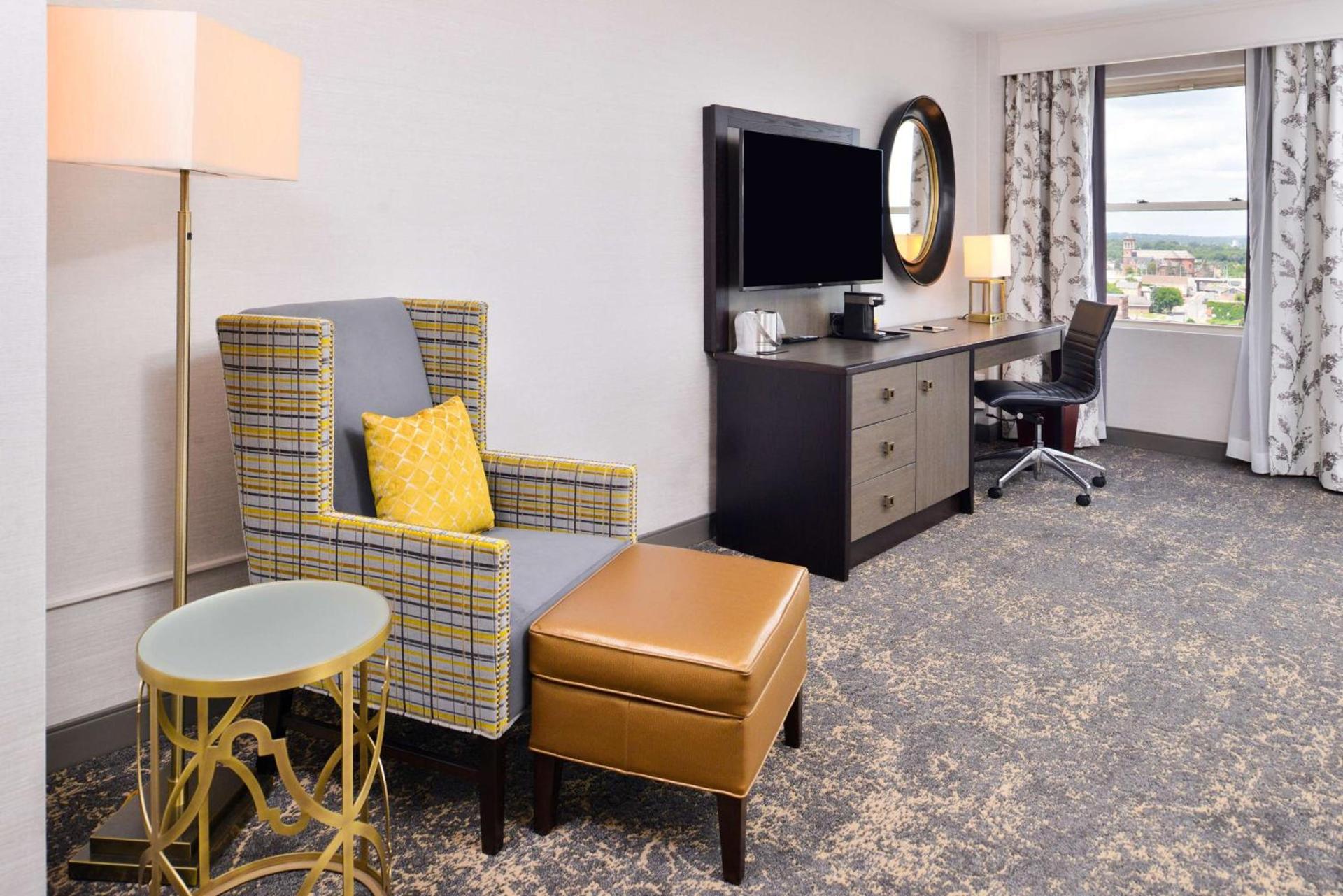 DoubleTree by Hilton Utica photo 64