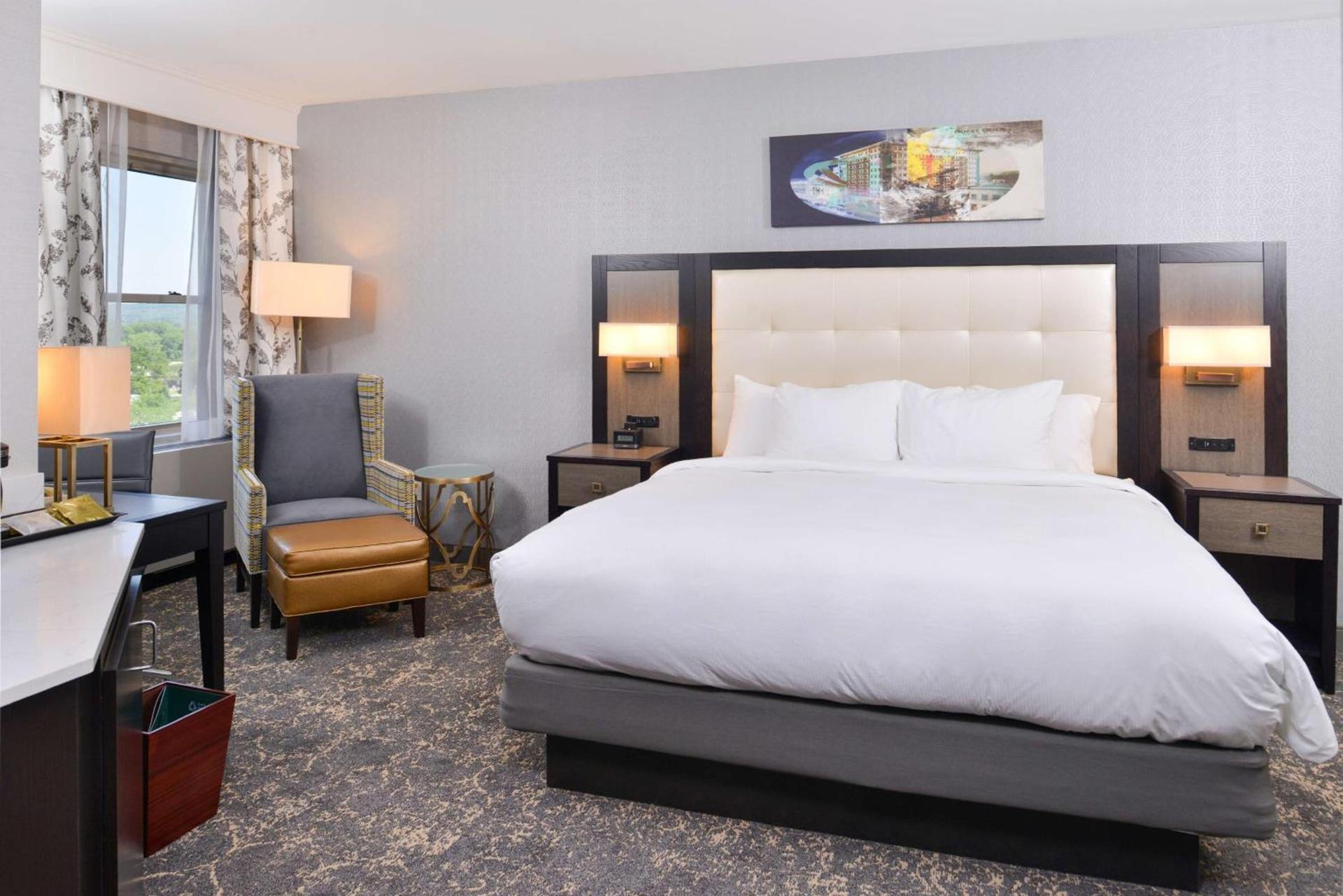 DoubleTree by Hilton Utica photo 71