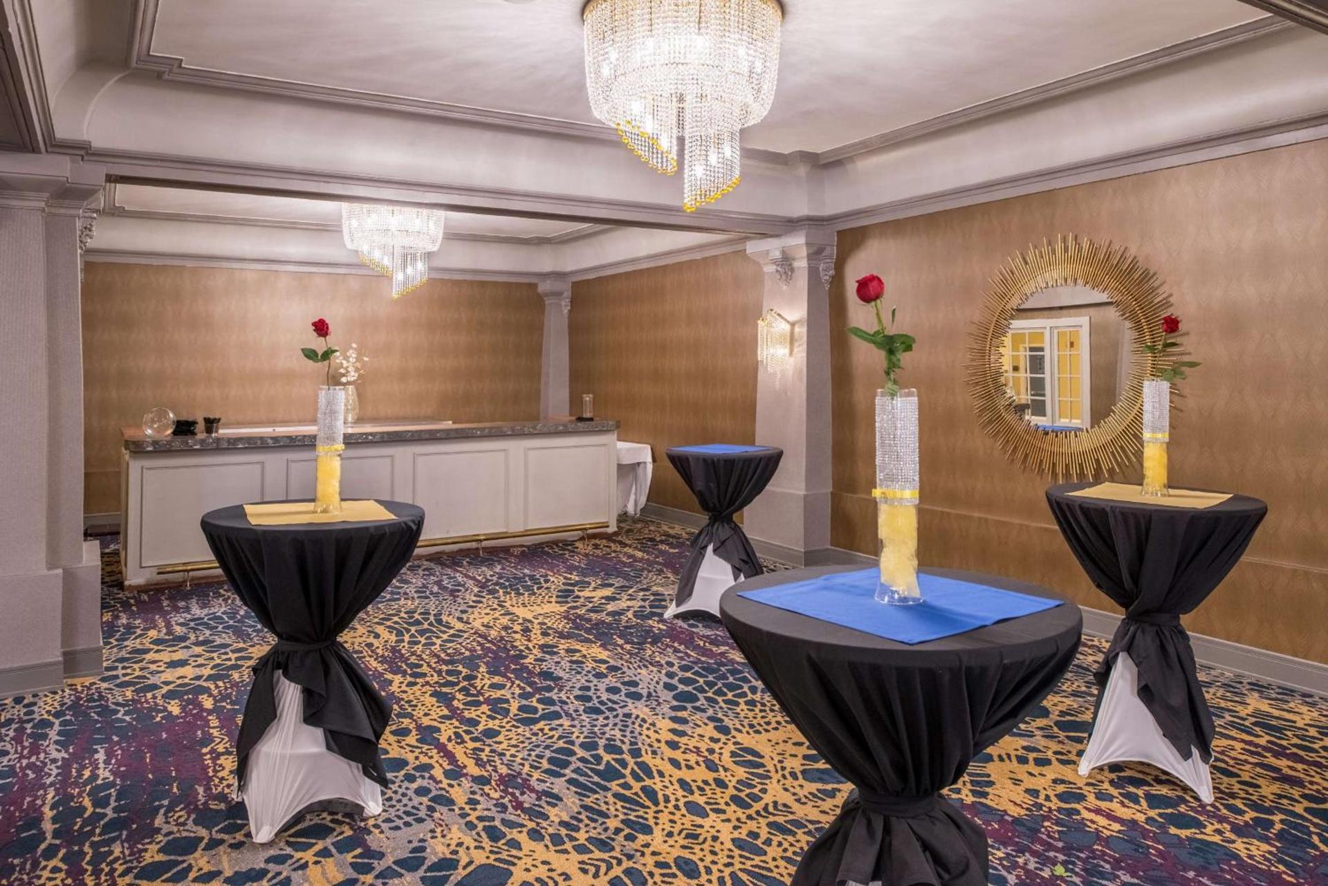DoubleTree by Hilton Utica photo 79