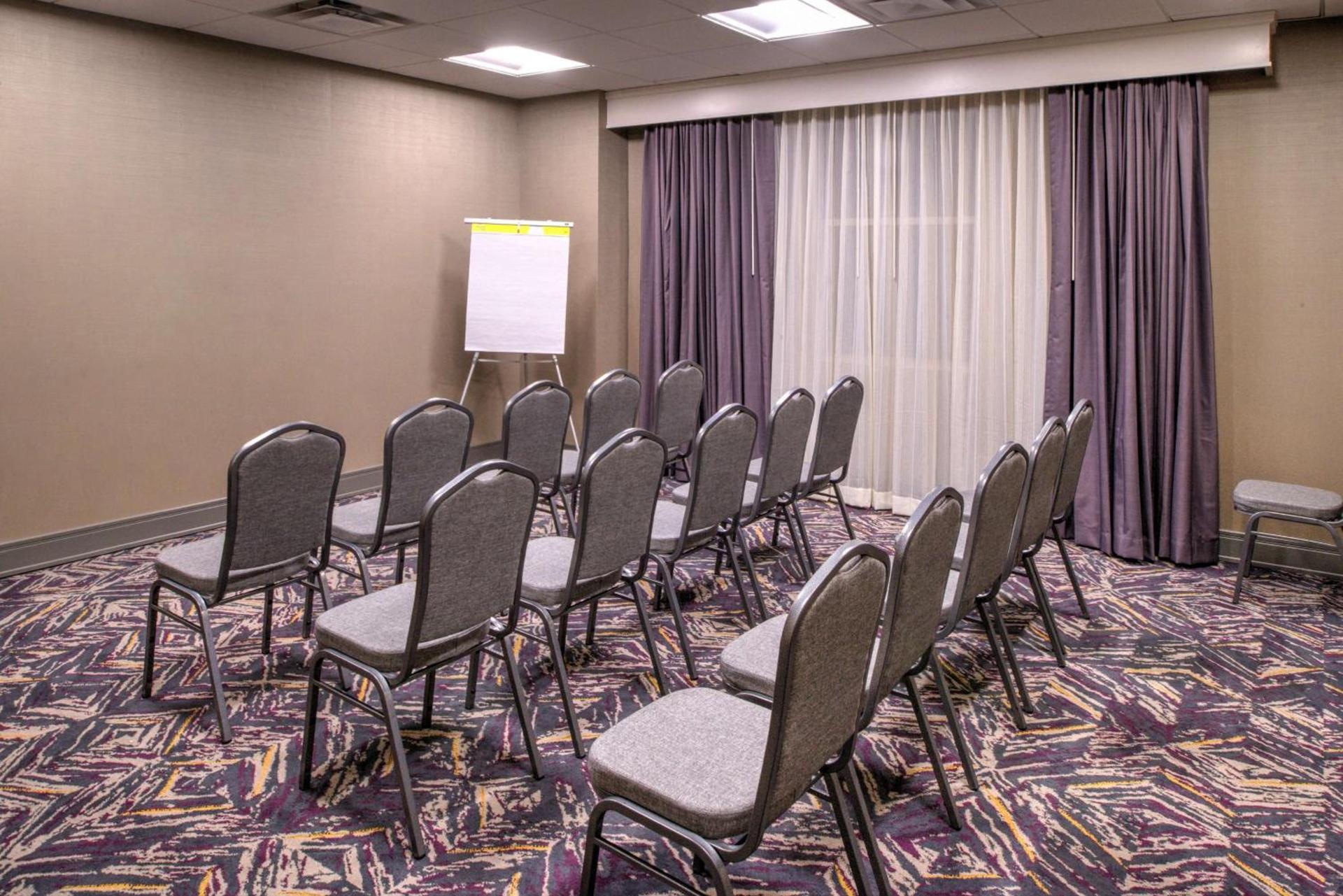 DoubleTree by Hilton Utica photo 83