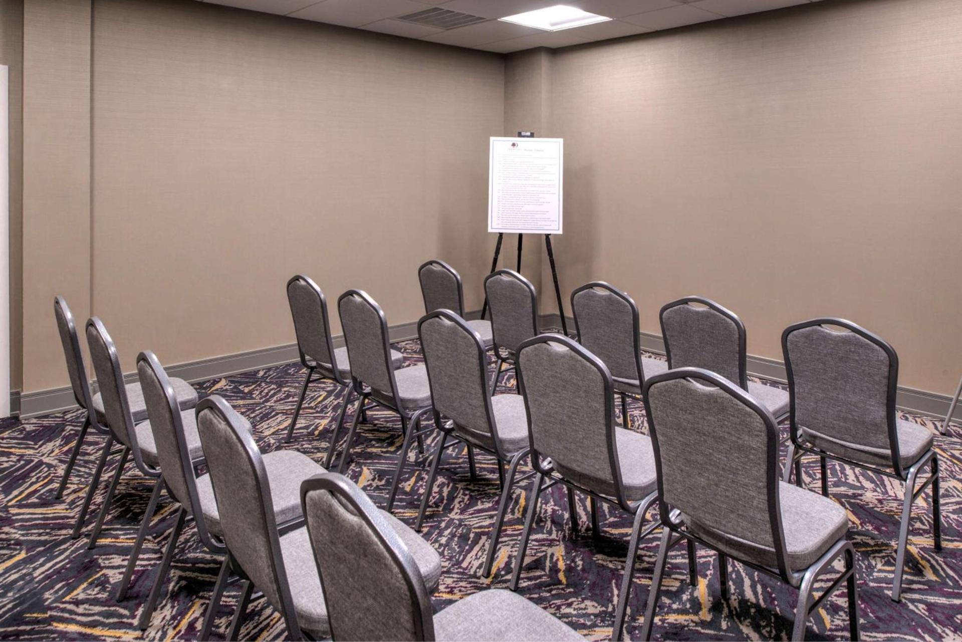 DoubleTree by Hilton Utica photo 81