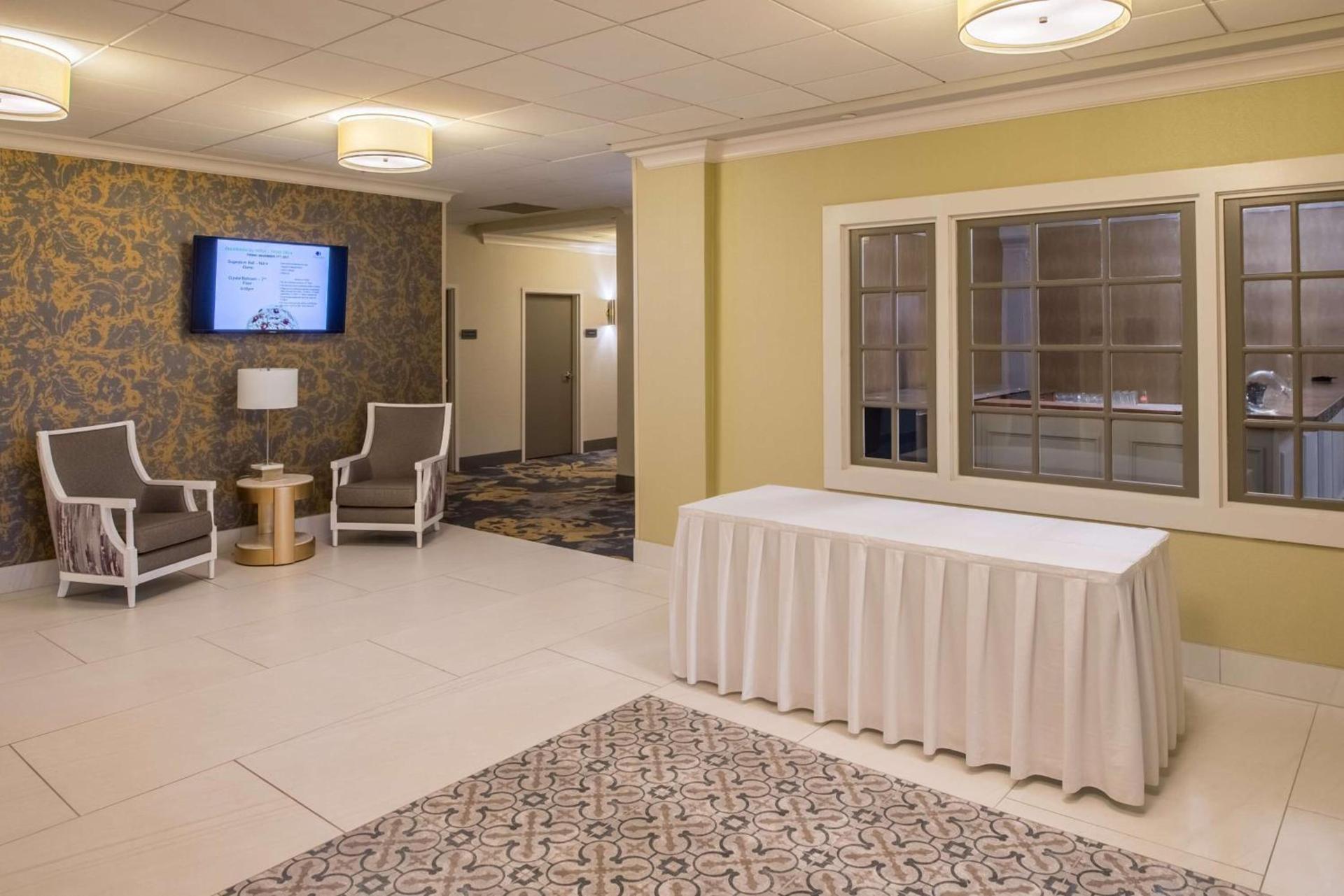 DoubleTree by Hilton Utica photo 95
