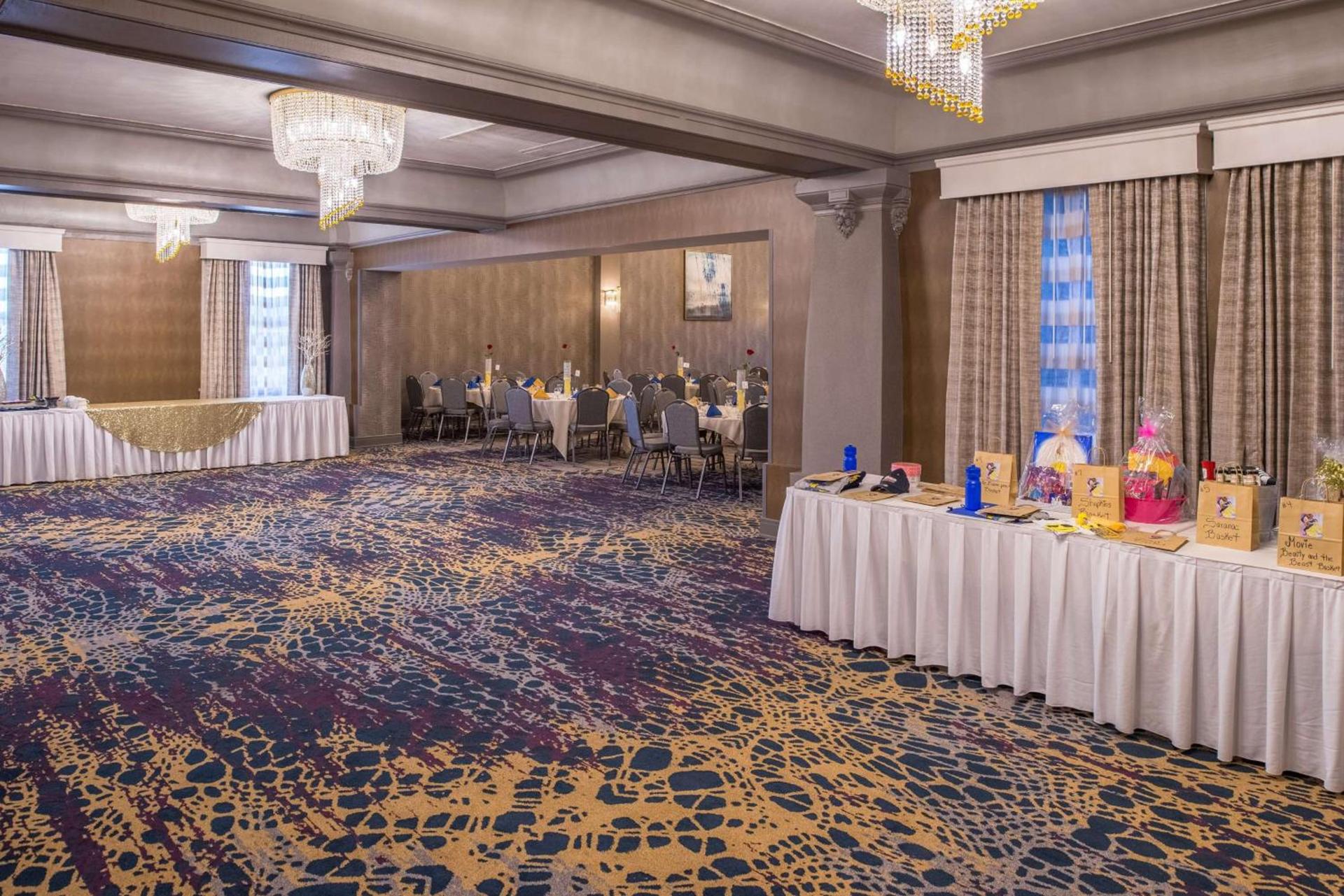 DoubleTree by Hilton Utica photo 96