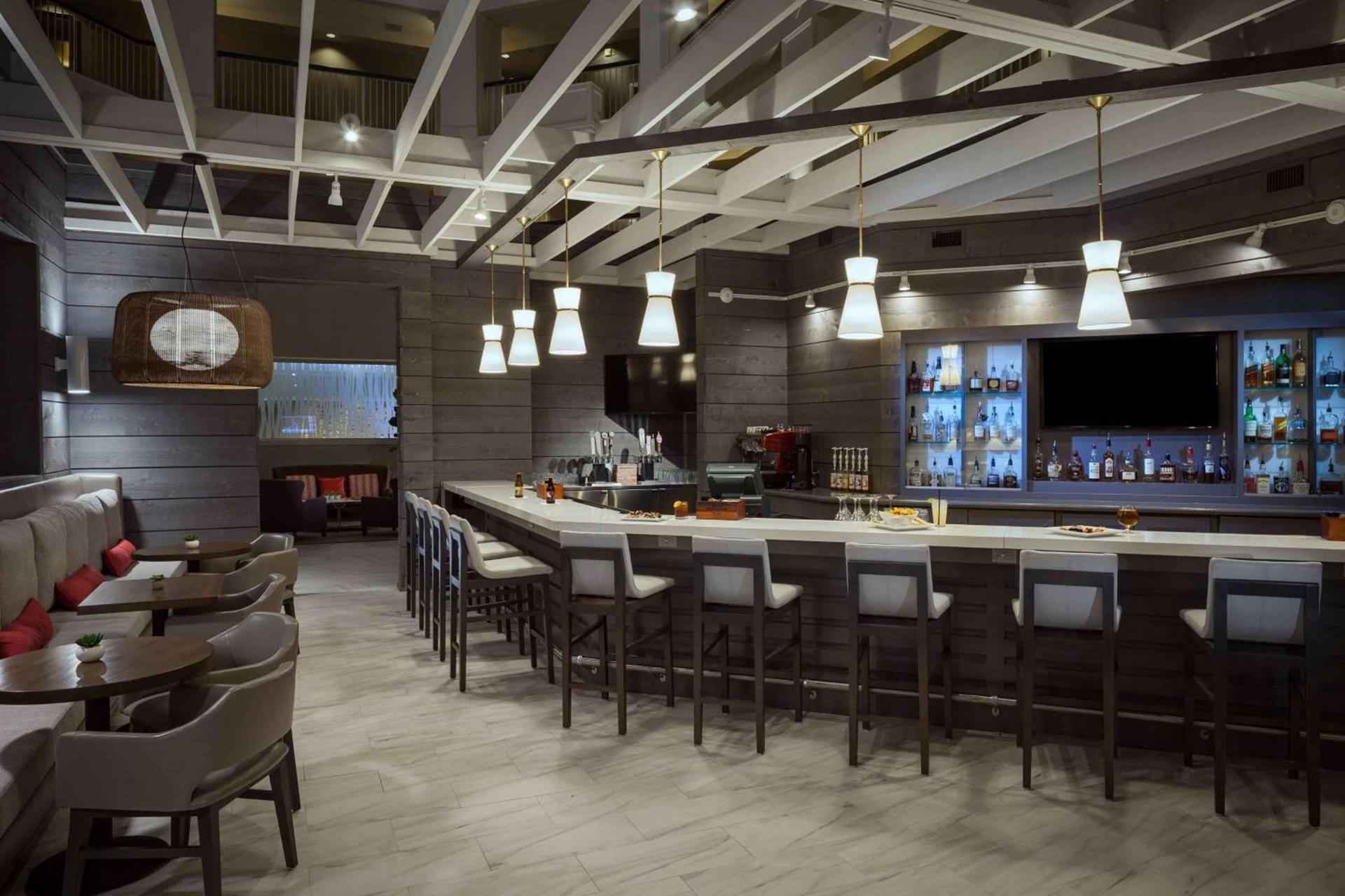 Hilton Suites Brentwood photo 24