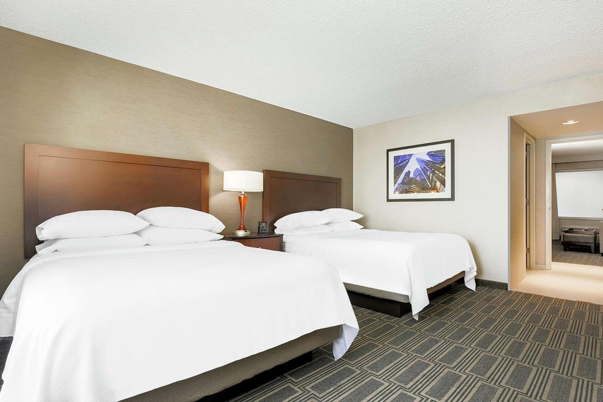 Embassy Suites by Hilton Chicago Lombard photo 20