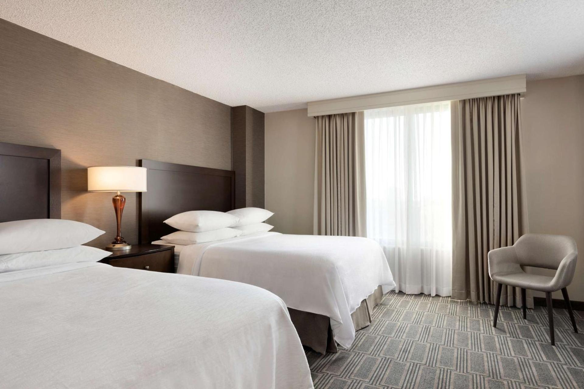 Embassy Suites by Hilton Chicago Lombard photo 25