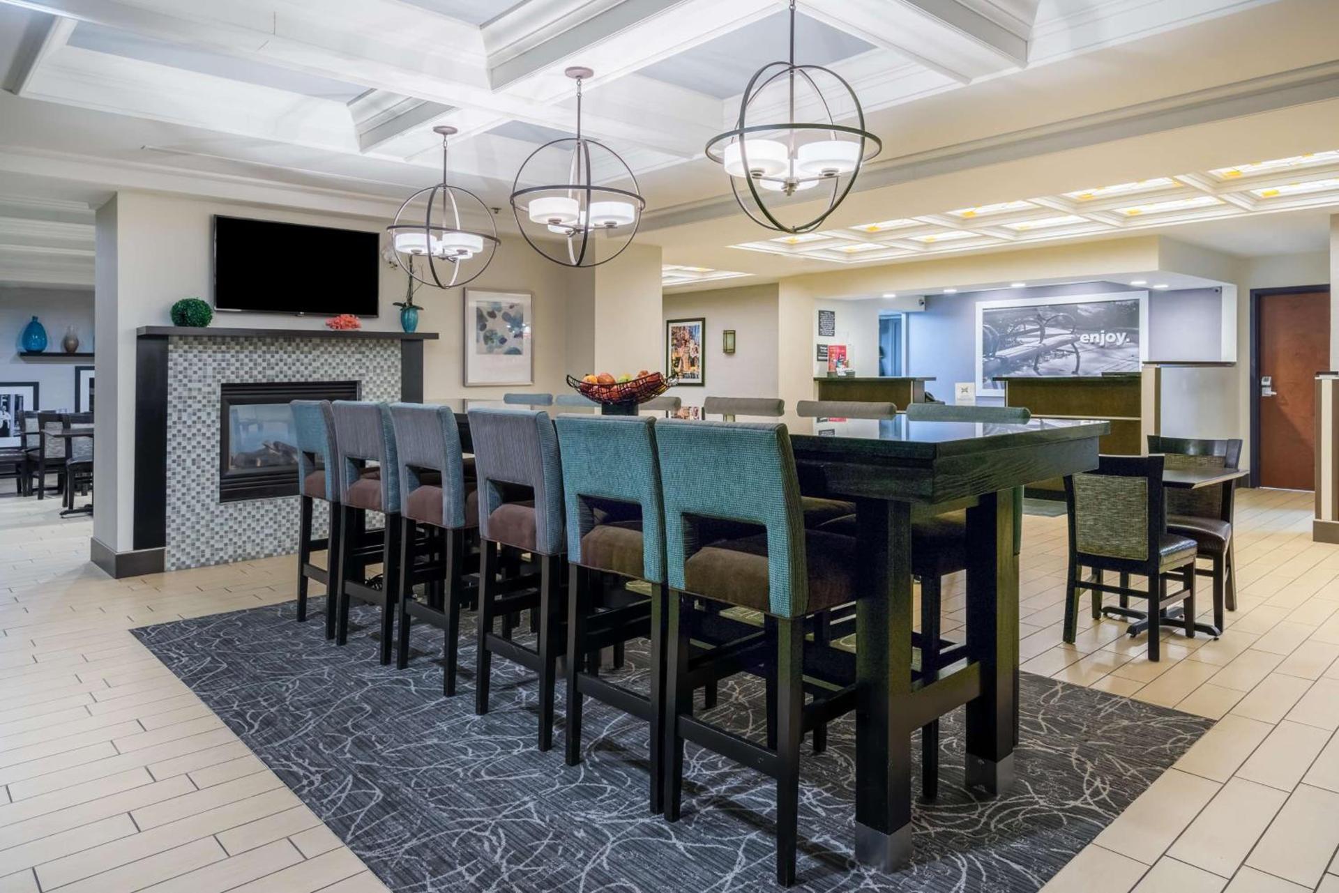 Hampton Inn Plymouth Meeting photo 3