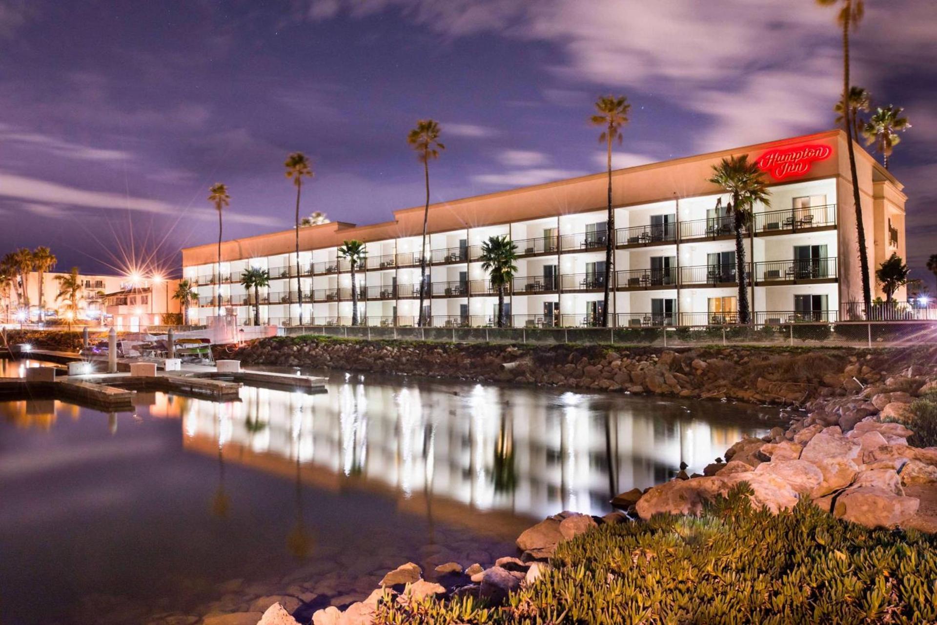 Hampton Inn Channel Islands Harbor photo 4