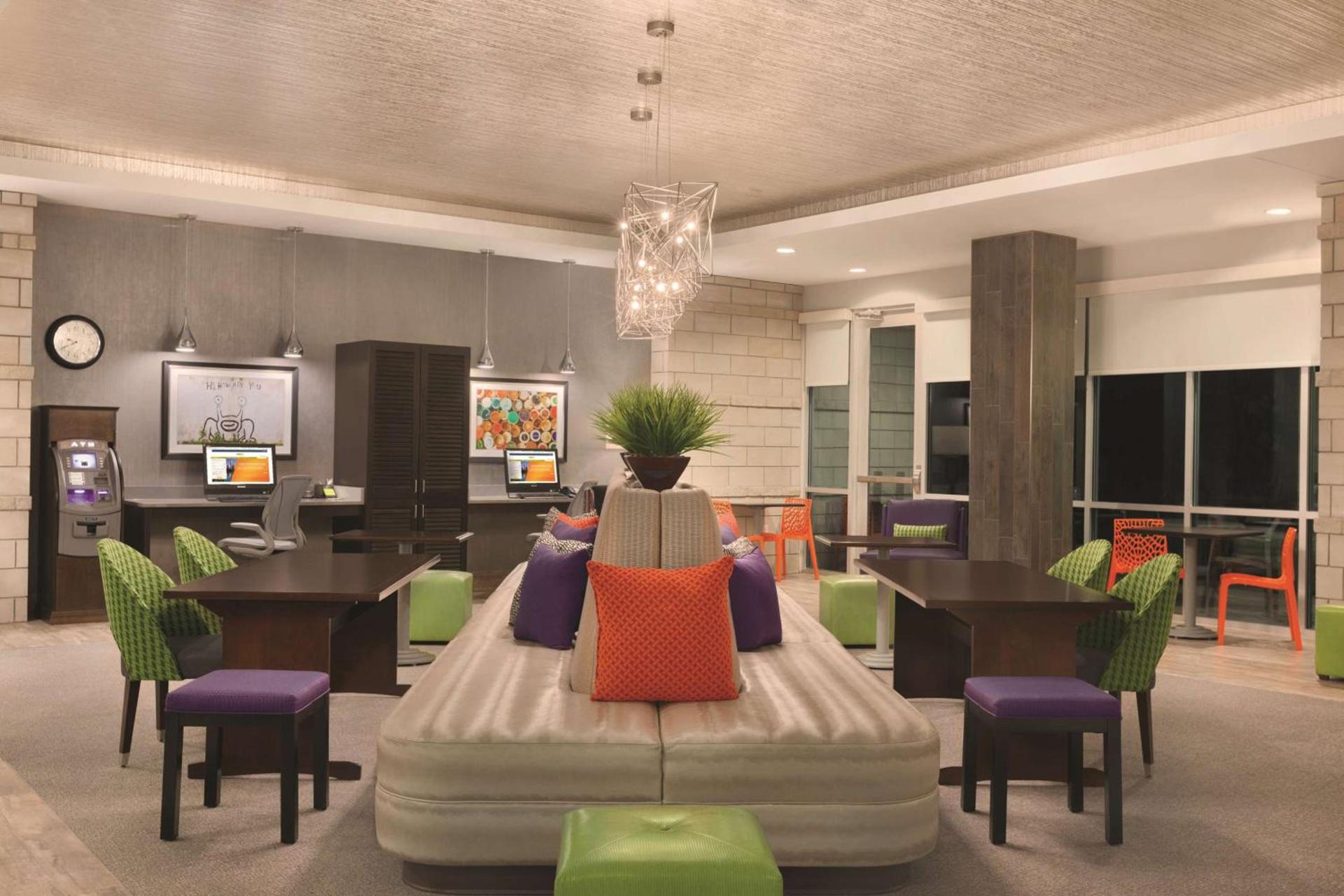 Home2 Suites by Hilton Austin North/Near the Domain, TX photo 9