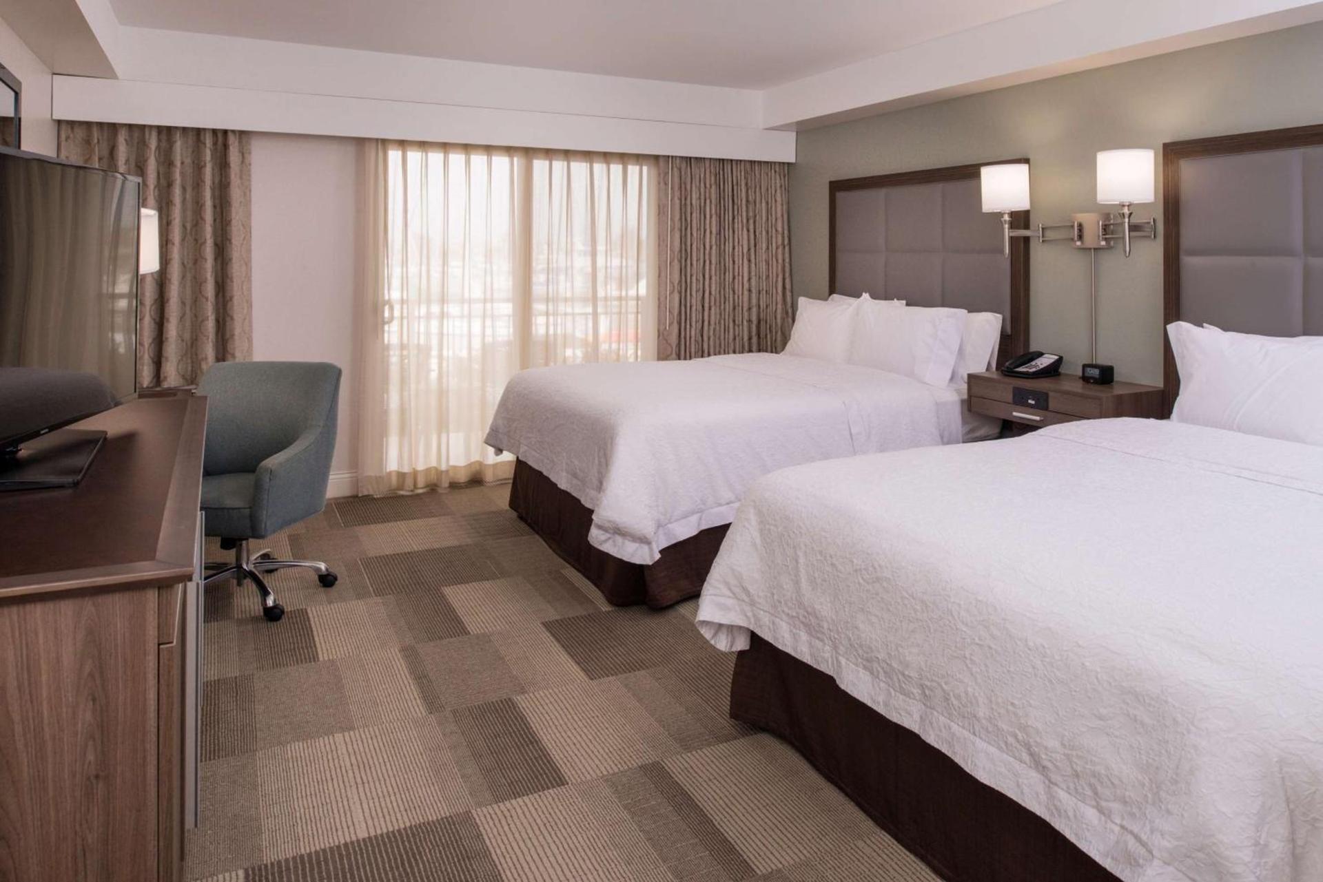 Hampton Inn Channel Islands Harbor photo 25