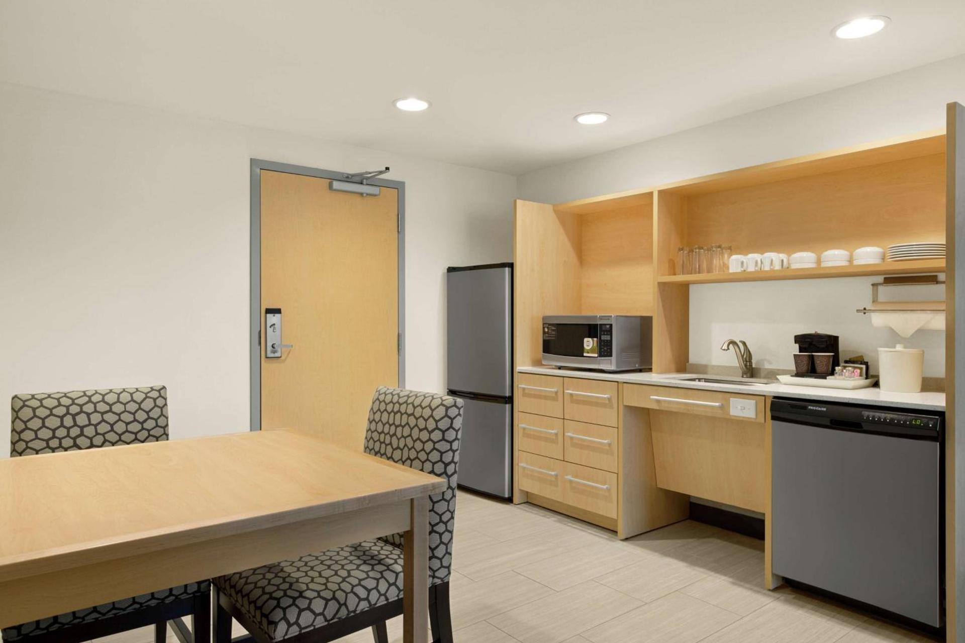 Home2 Suites by Hilton Austin North/Near the Domain, TX photo 26