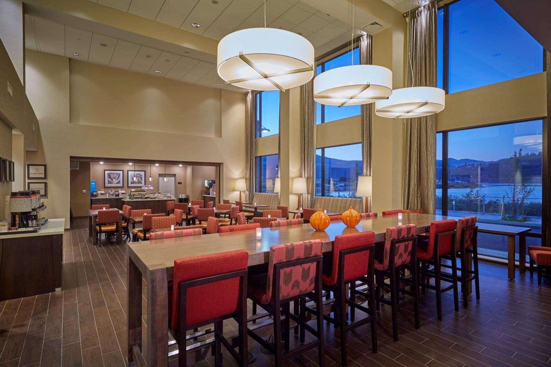 Hampton Inn & Suites Hood River photo 4