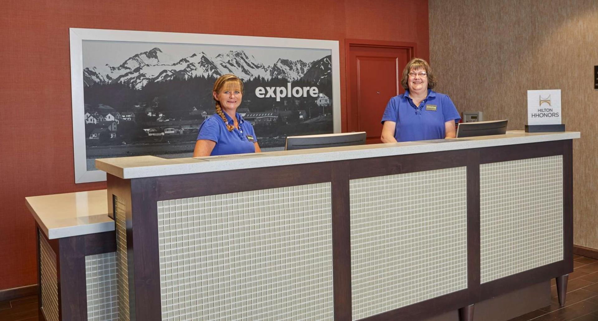 Hampton Inn & Suites Hood River photo 5