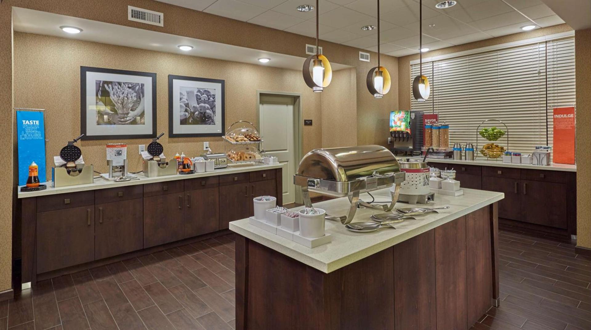 Hampton Inn & Suites Hood River photo 9