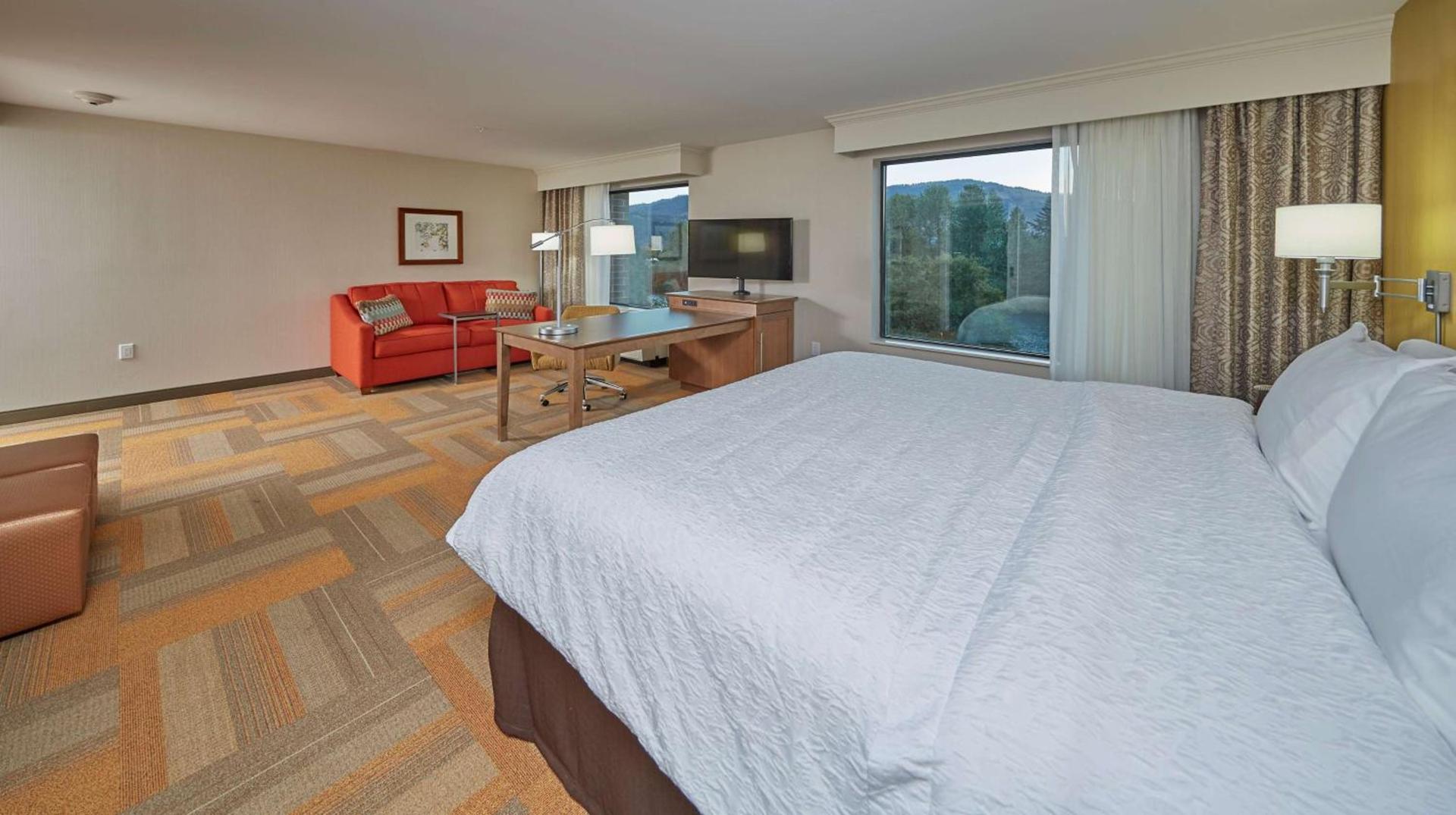 Hampton Inn & Suites Hood River photo 14