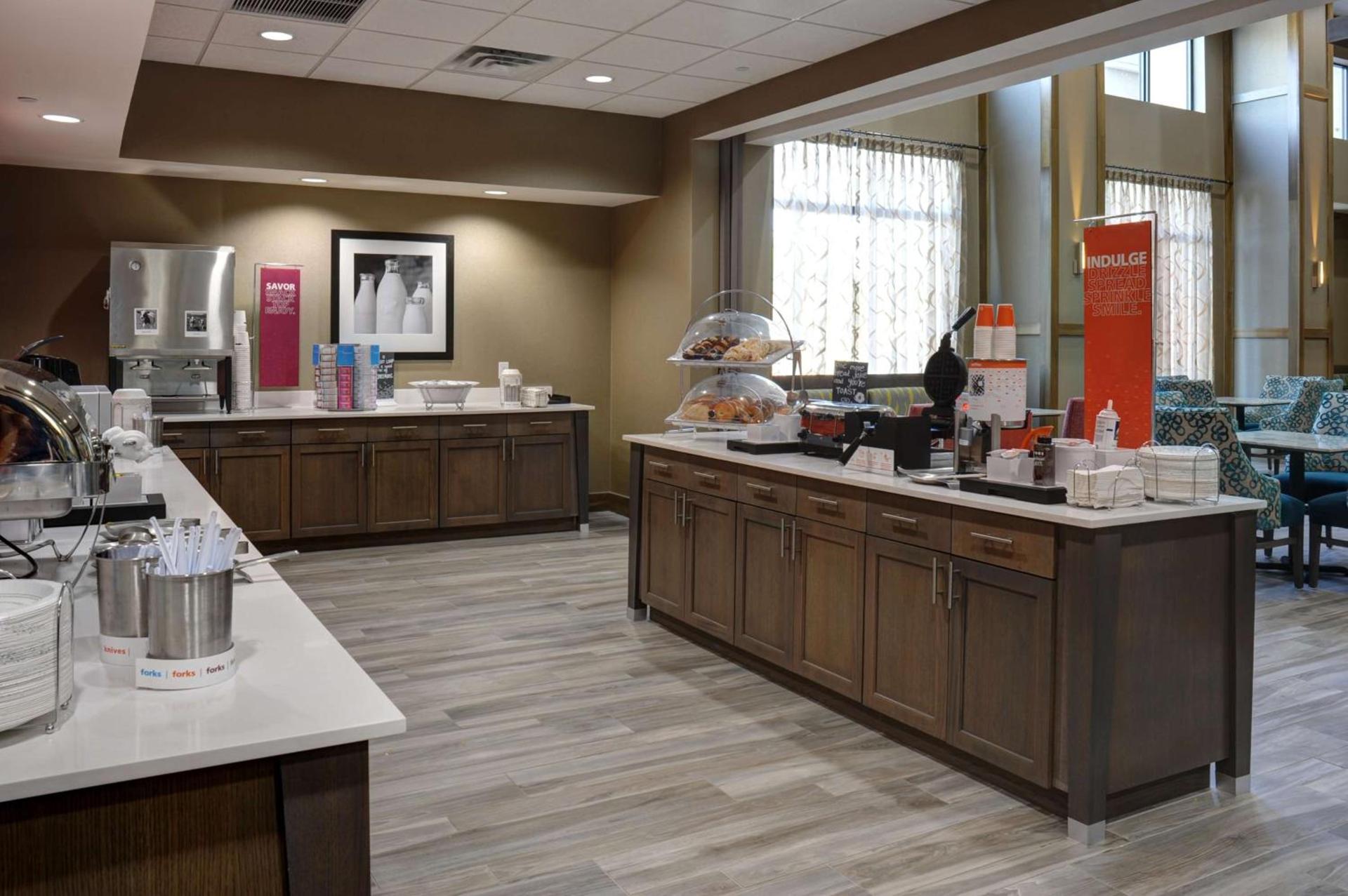 Hampton Inn & Suites Ardmore photo 9