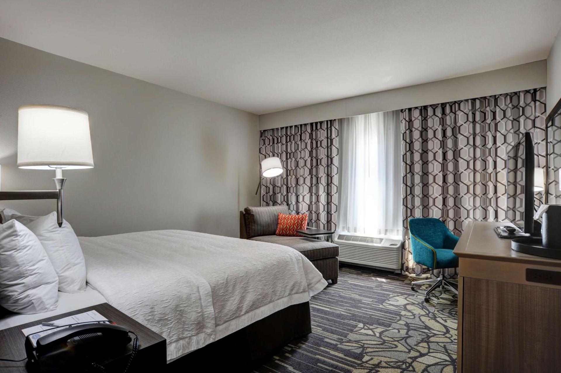 Hampton Inn & Suites Ardmore photo 17