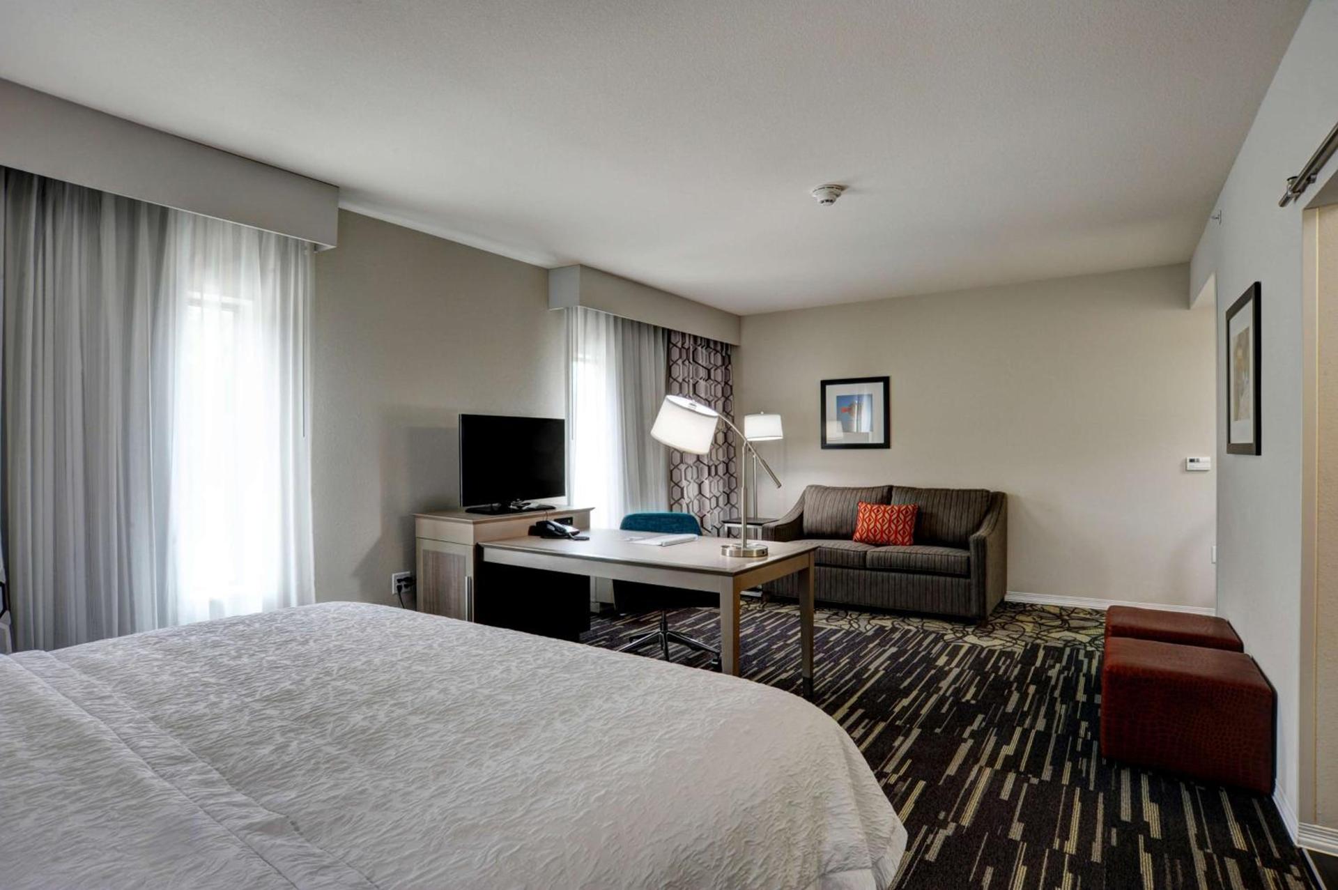 Hampton Inn & Suites Ardmore photo 21