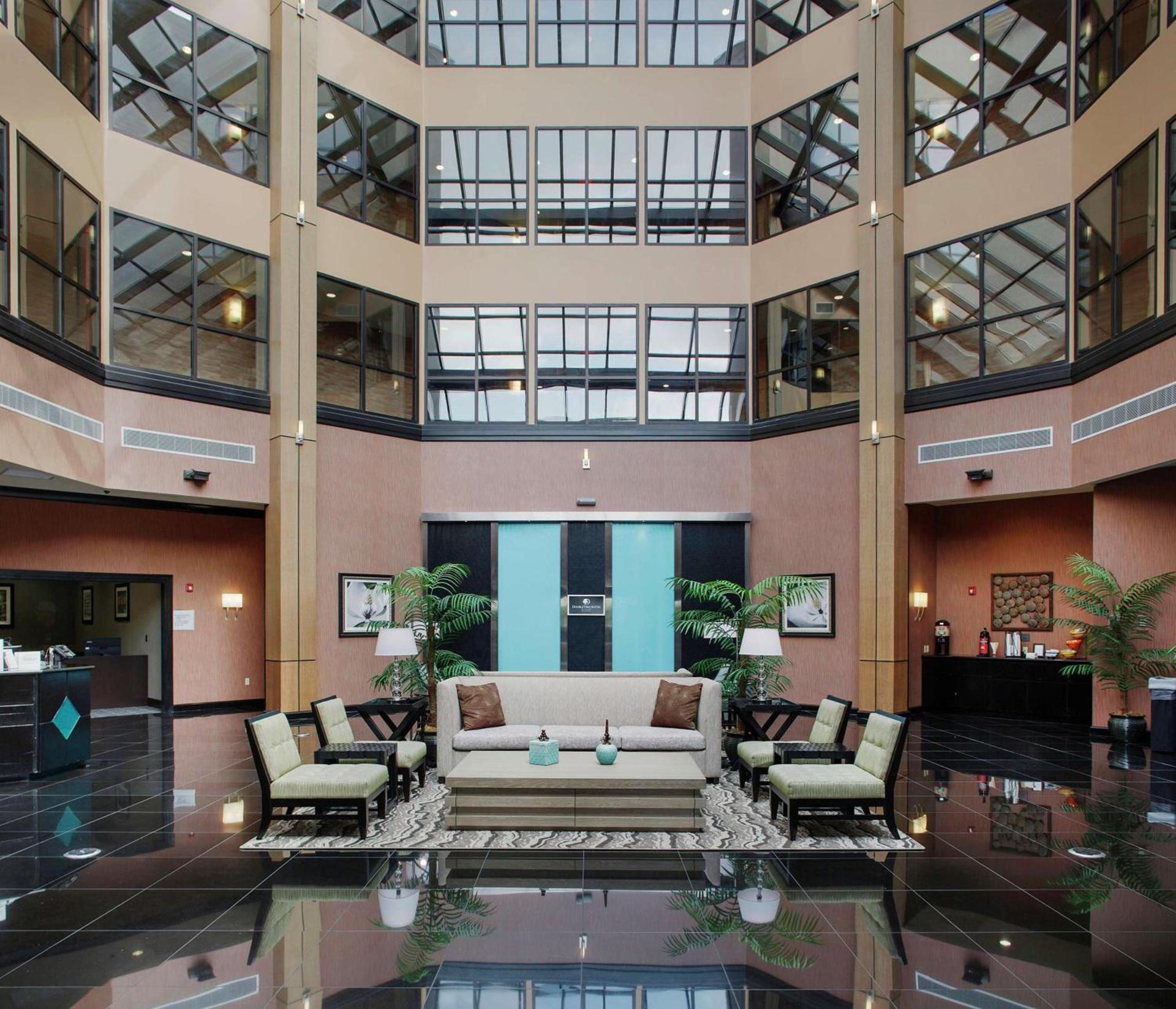 DoubleTree Suites by Hilton Bentonville photo 4