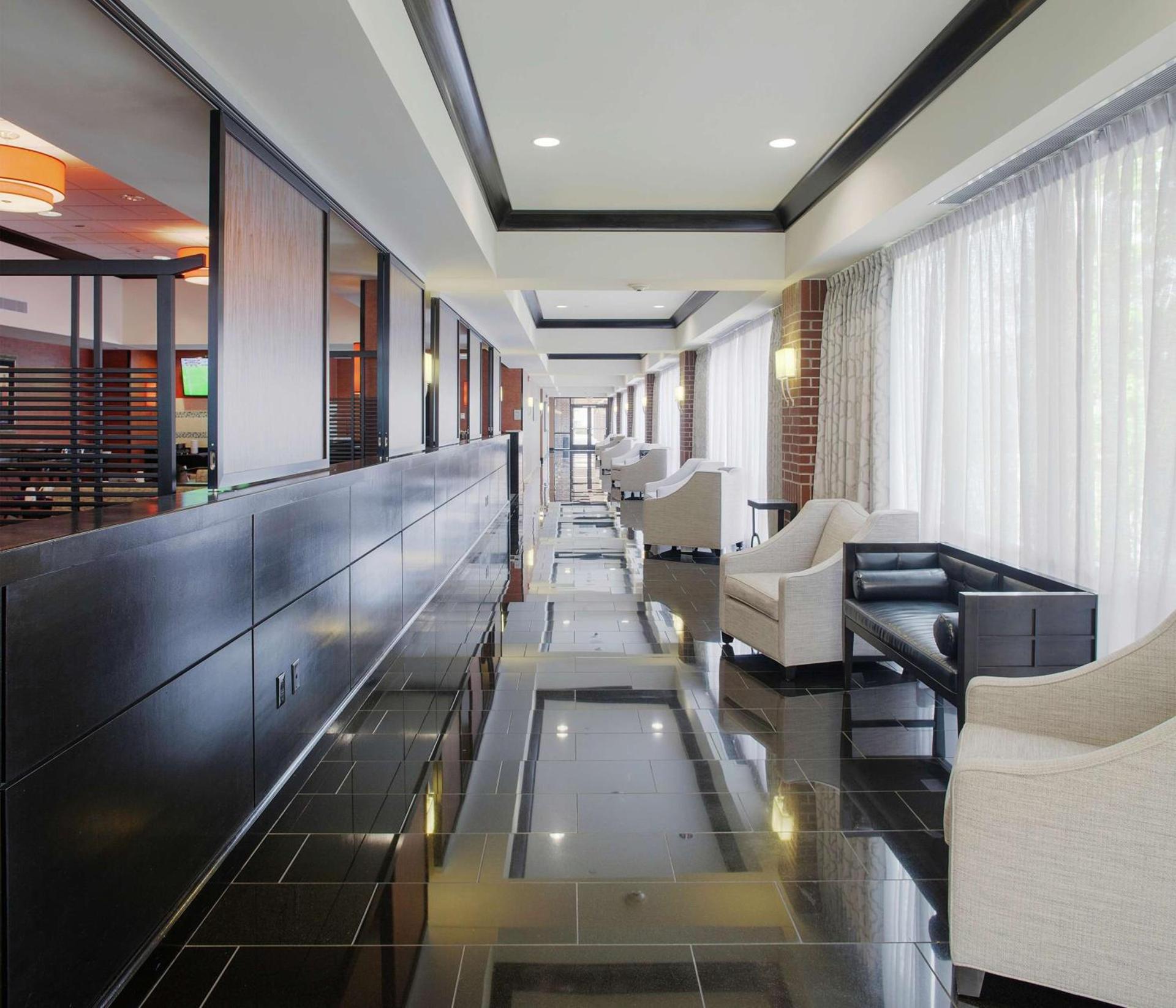 DoubleTree Suites by Hilton Bentonville photo 8
