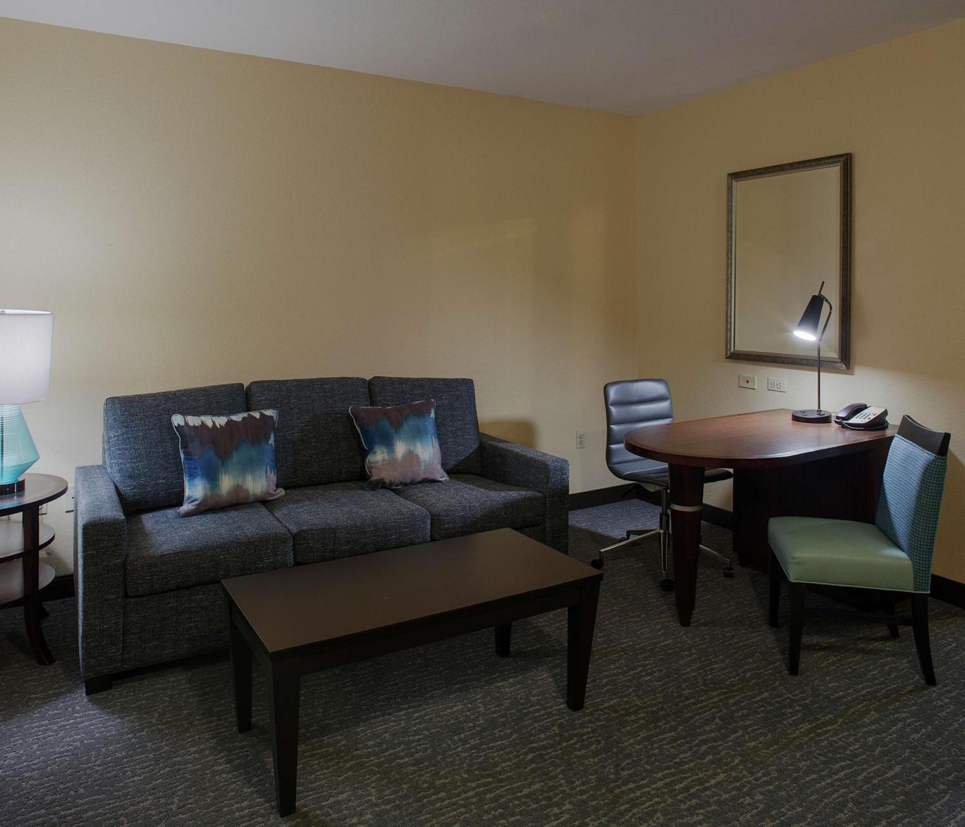 DoubleTree Suites by Hilton Bentonville photo 22