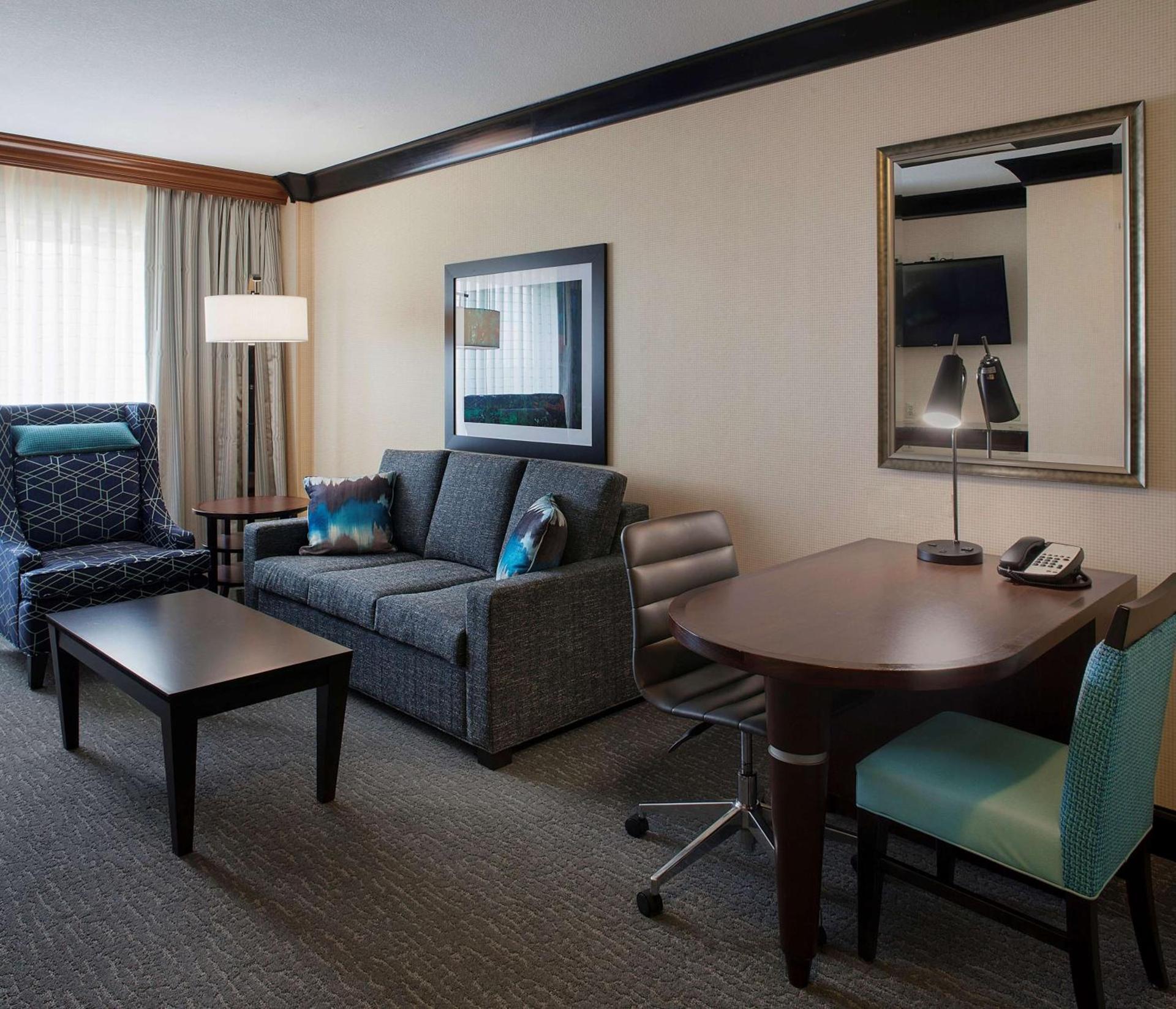 DoubleTree Suites by Hilton Bentonville photo 25