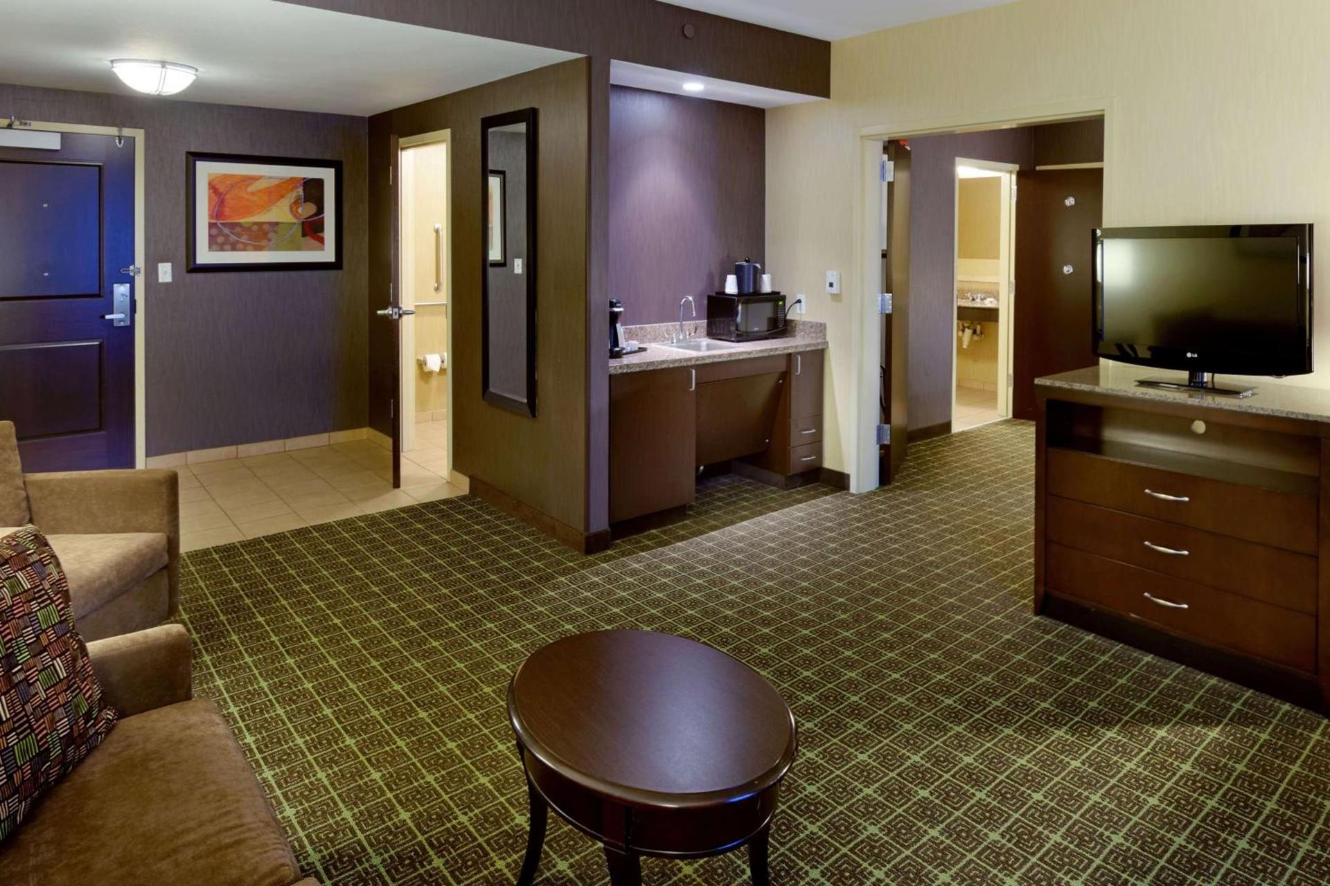 Hilton Garden Inn Springfield, MO photo 40