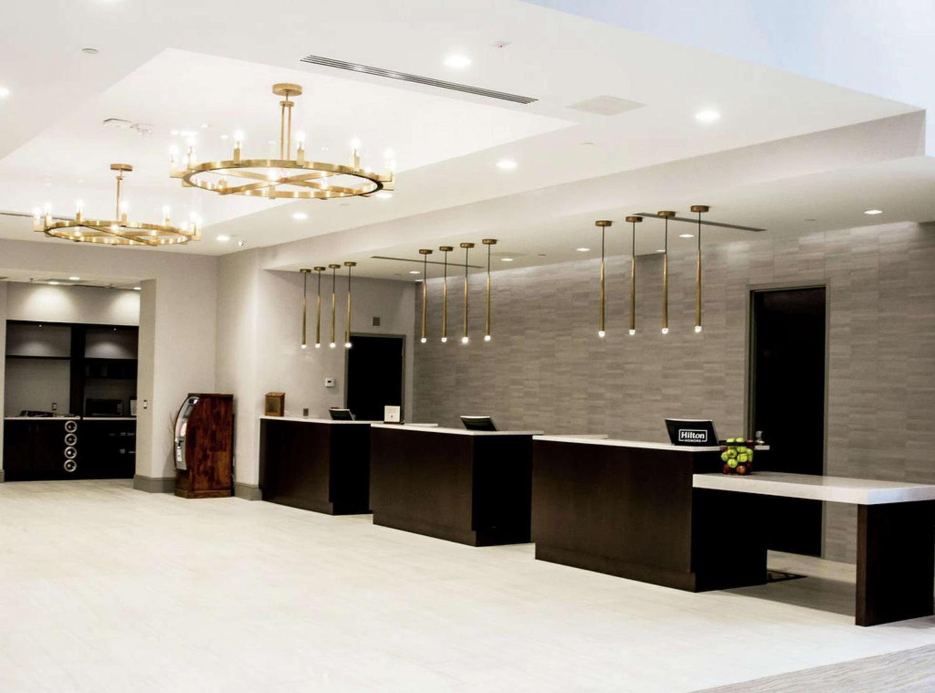 DoubleTree by Hilton Charlottesville photo 8