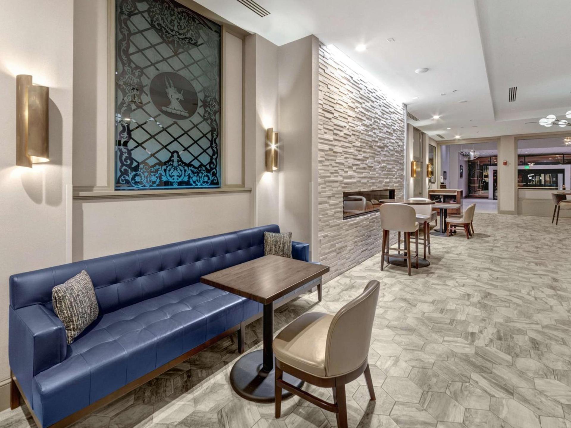 DoubleTree by Hilton Charlottesville photo 11
