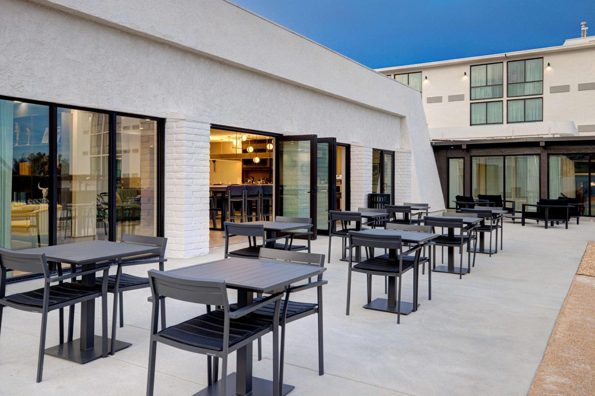 Doubletree By Hilton Palmdale, Ca photo 8