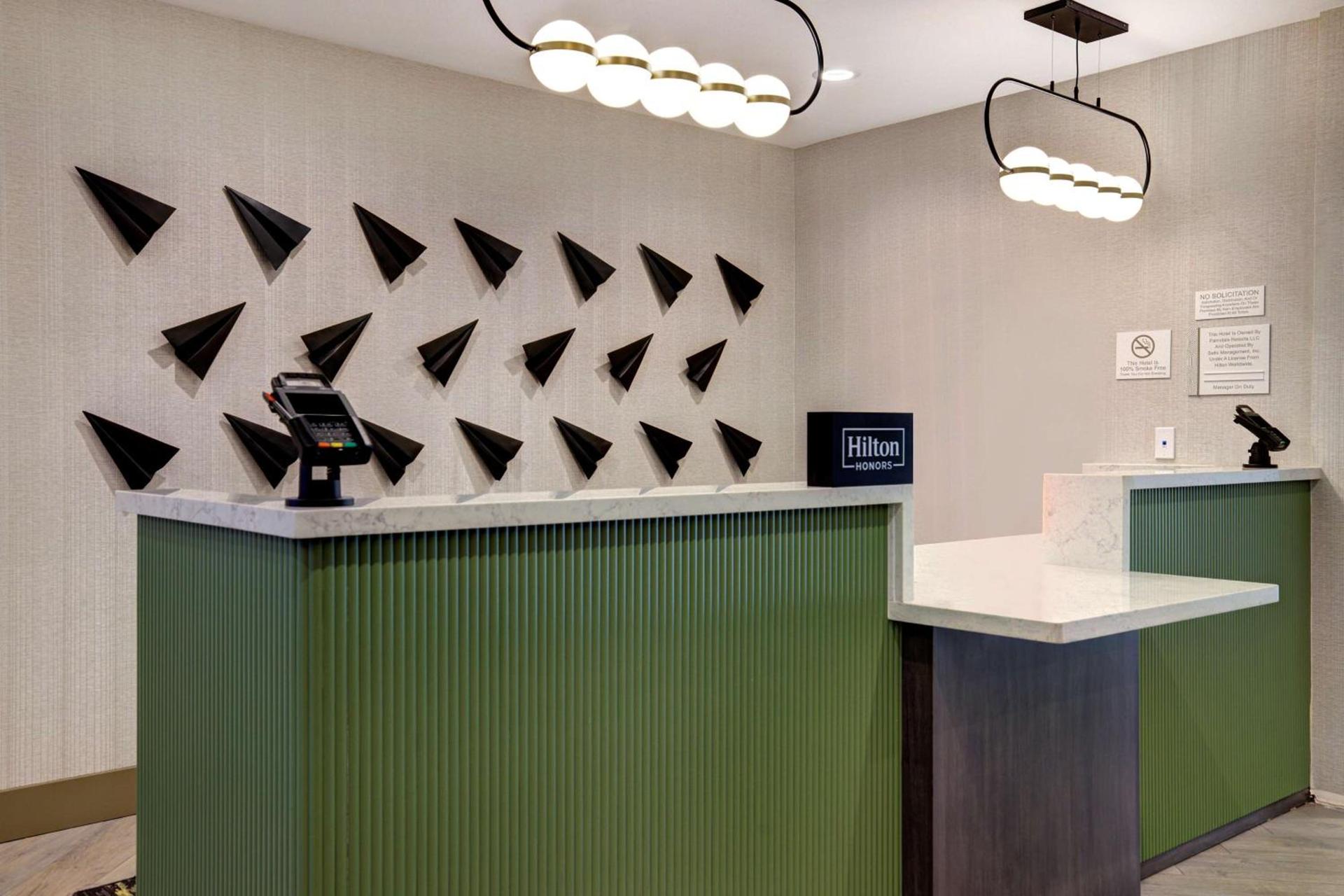 Doubletree By Hilton Palmdale, Ca photo 9