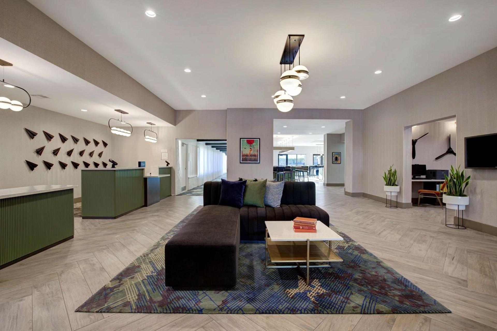 Doubletree By Hilton Palmdale, Ca photo 11