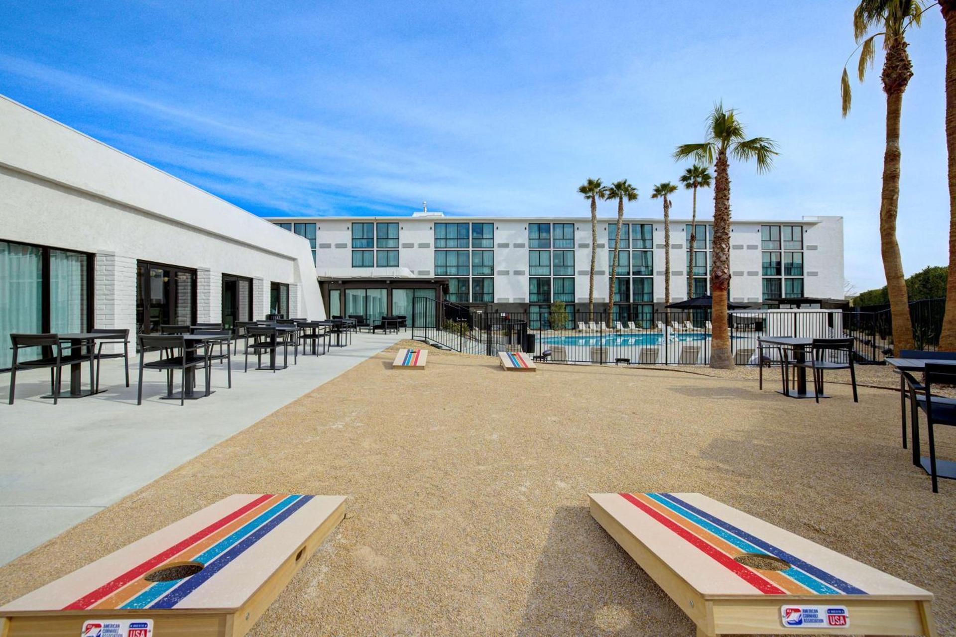 Doubletree By Hilton Palmdale, Ca photo 15