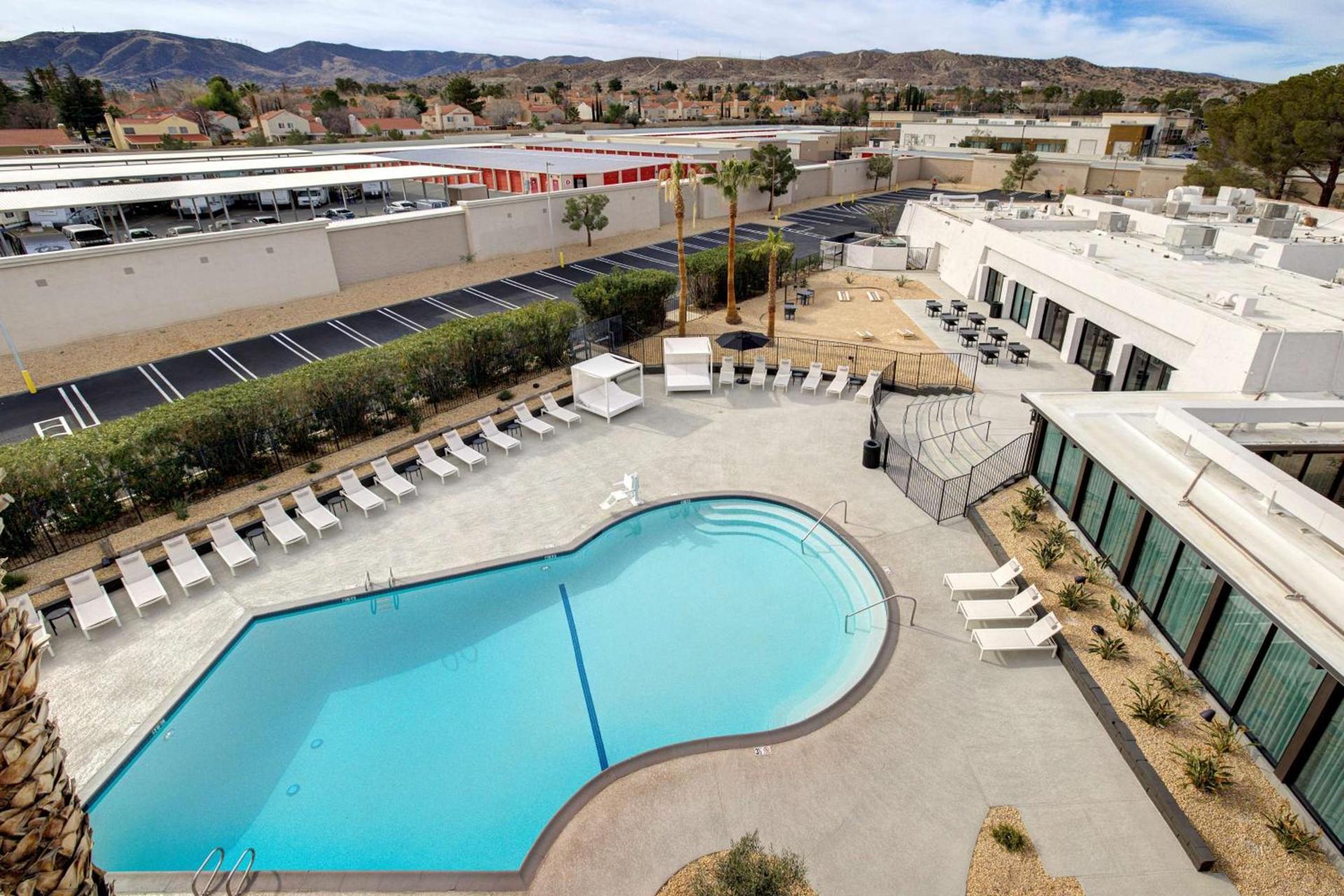 Doubletree By Hilton Palmdale, Ca photo 24
