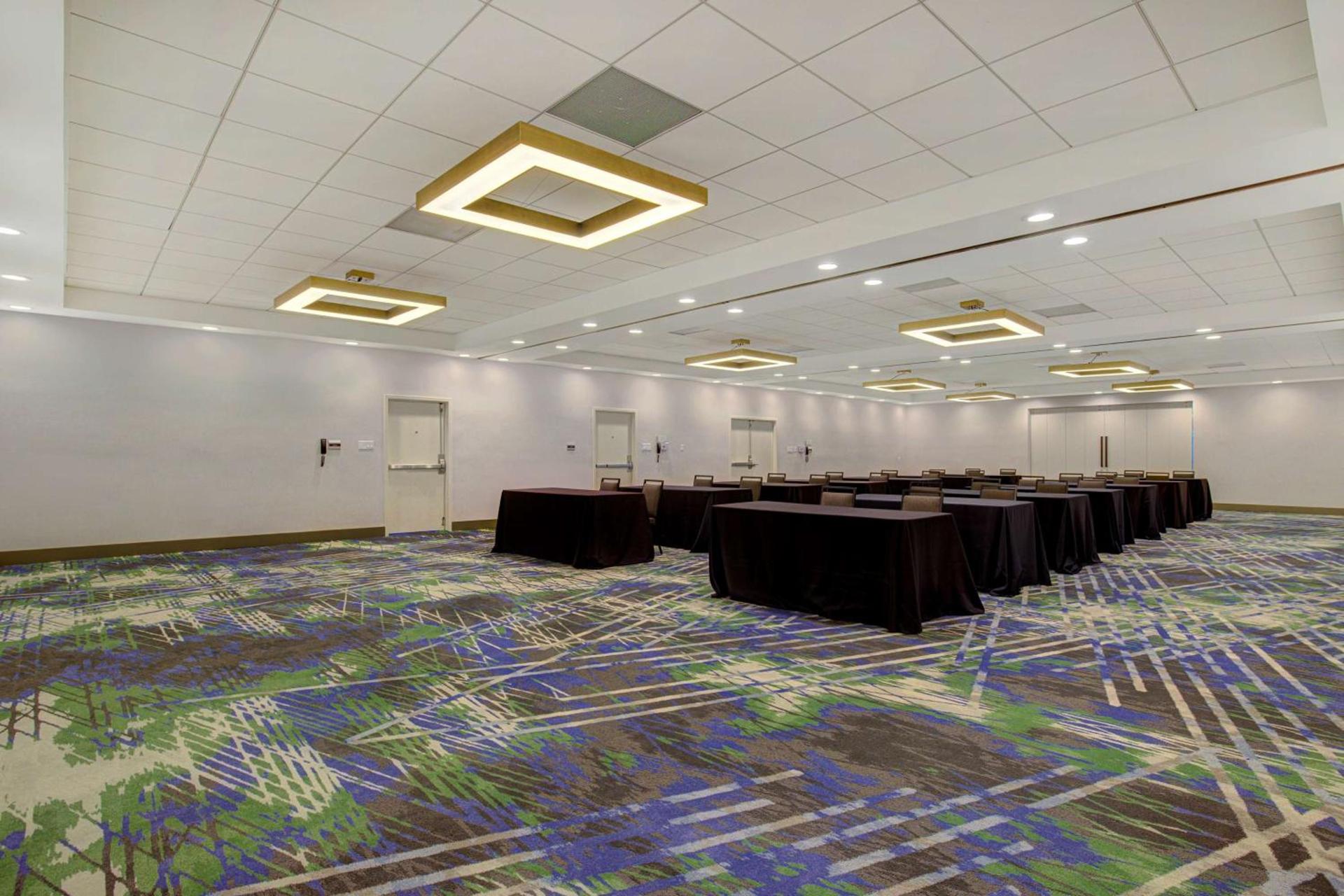 Doubletree By Hilton Palmdale, Ca photo 72