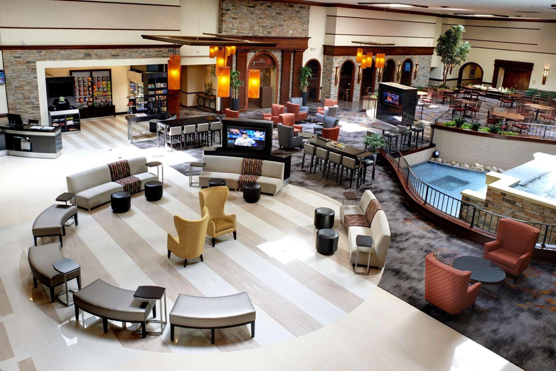DoubleTree by Hilton Dearborn photo 5