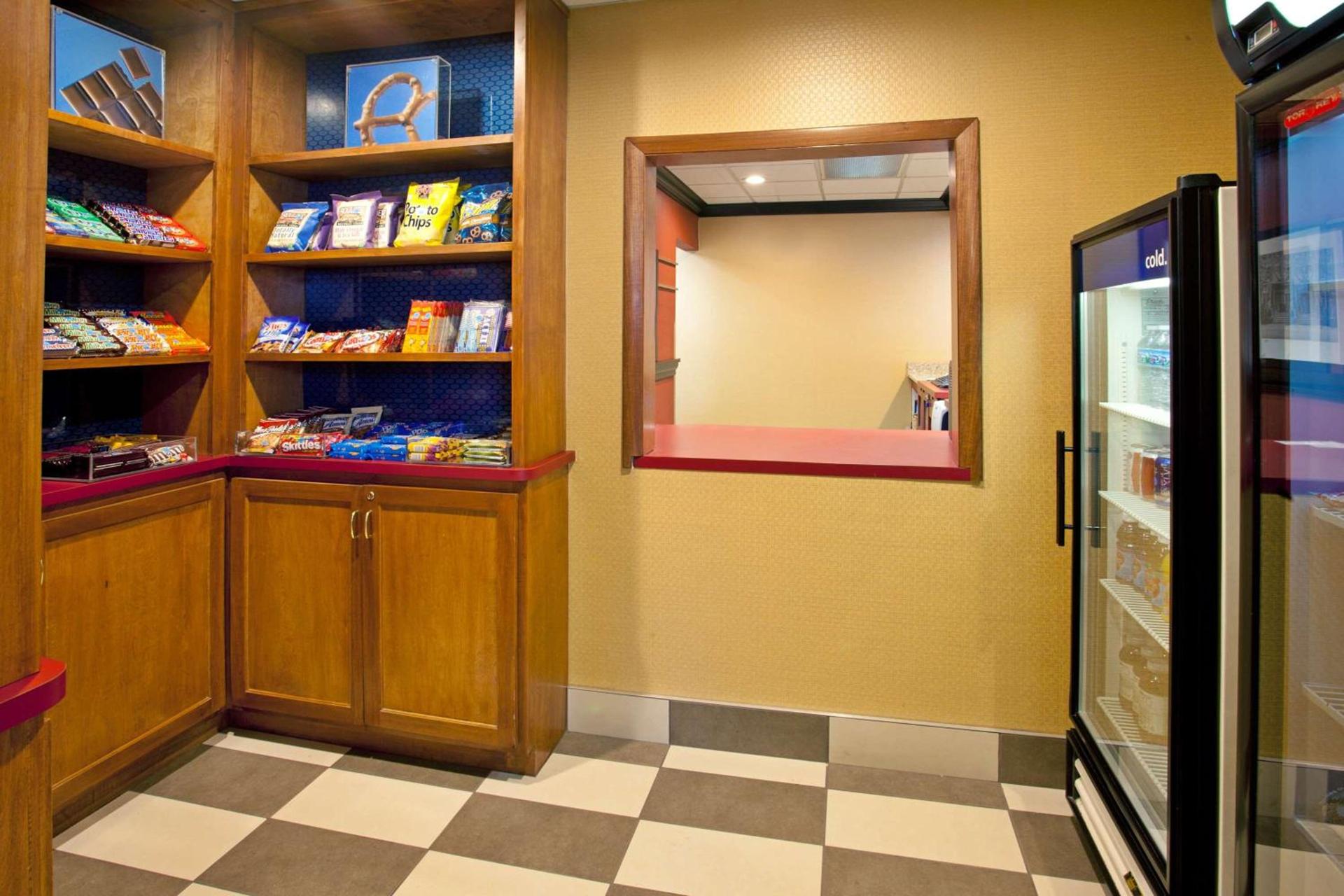 Hampton Inn & Suites Cleveland-Independence photo 22