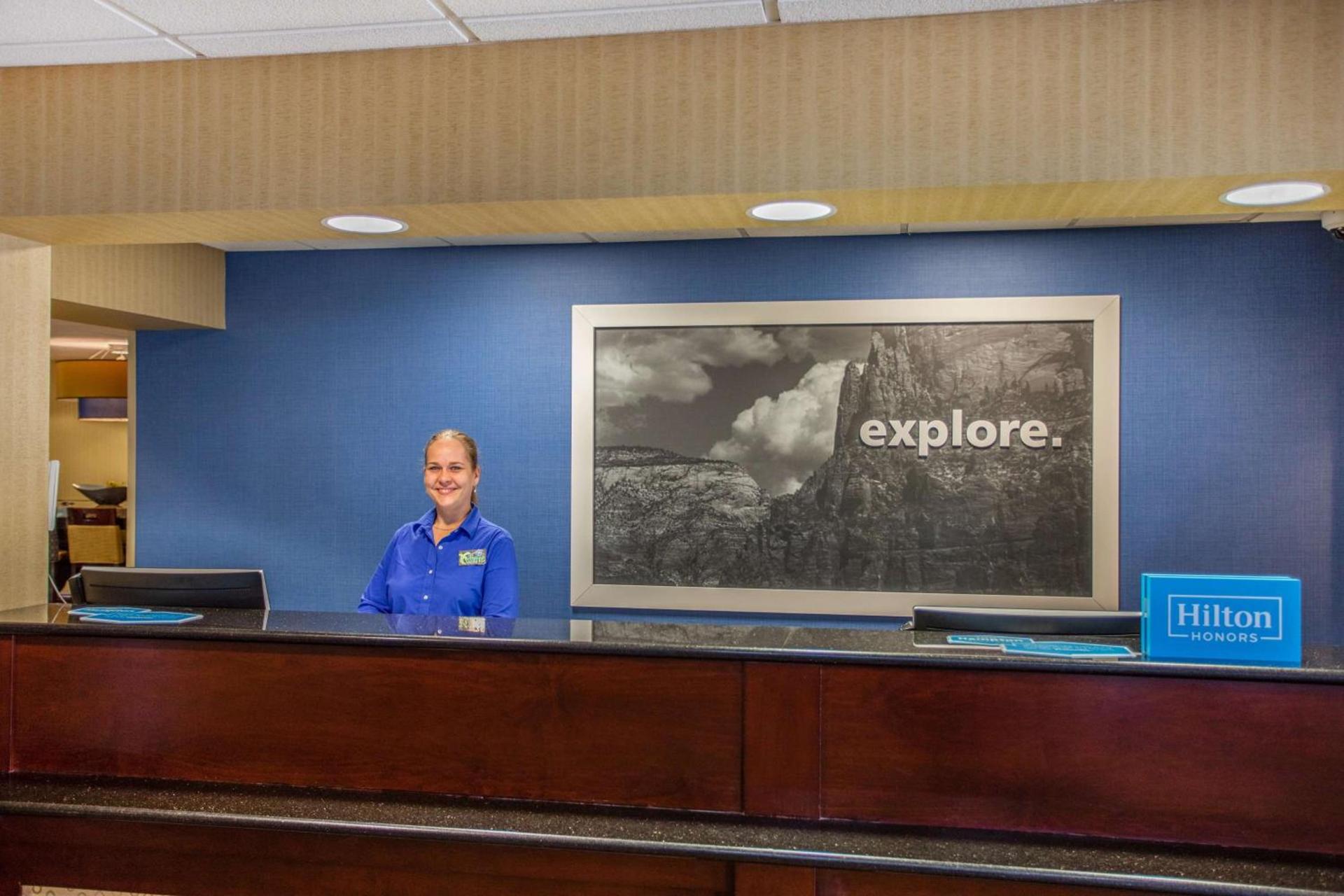 Hampton Inn Fishkill photo 8