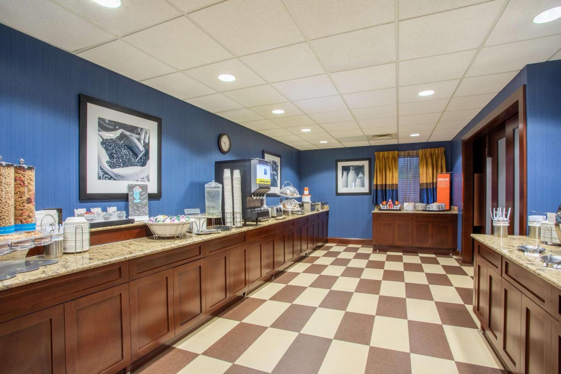 Hampton Inn Fishkill photo 16