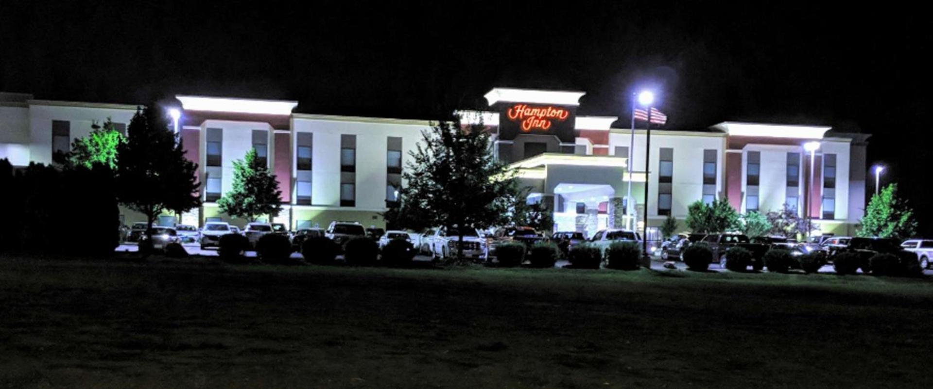 Hampton Inn Bismarck photo 2