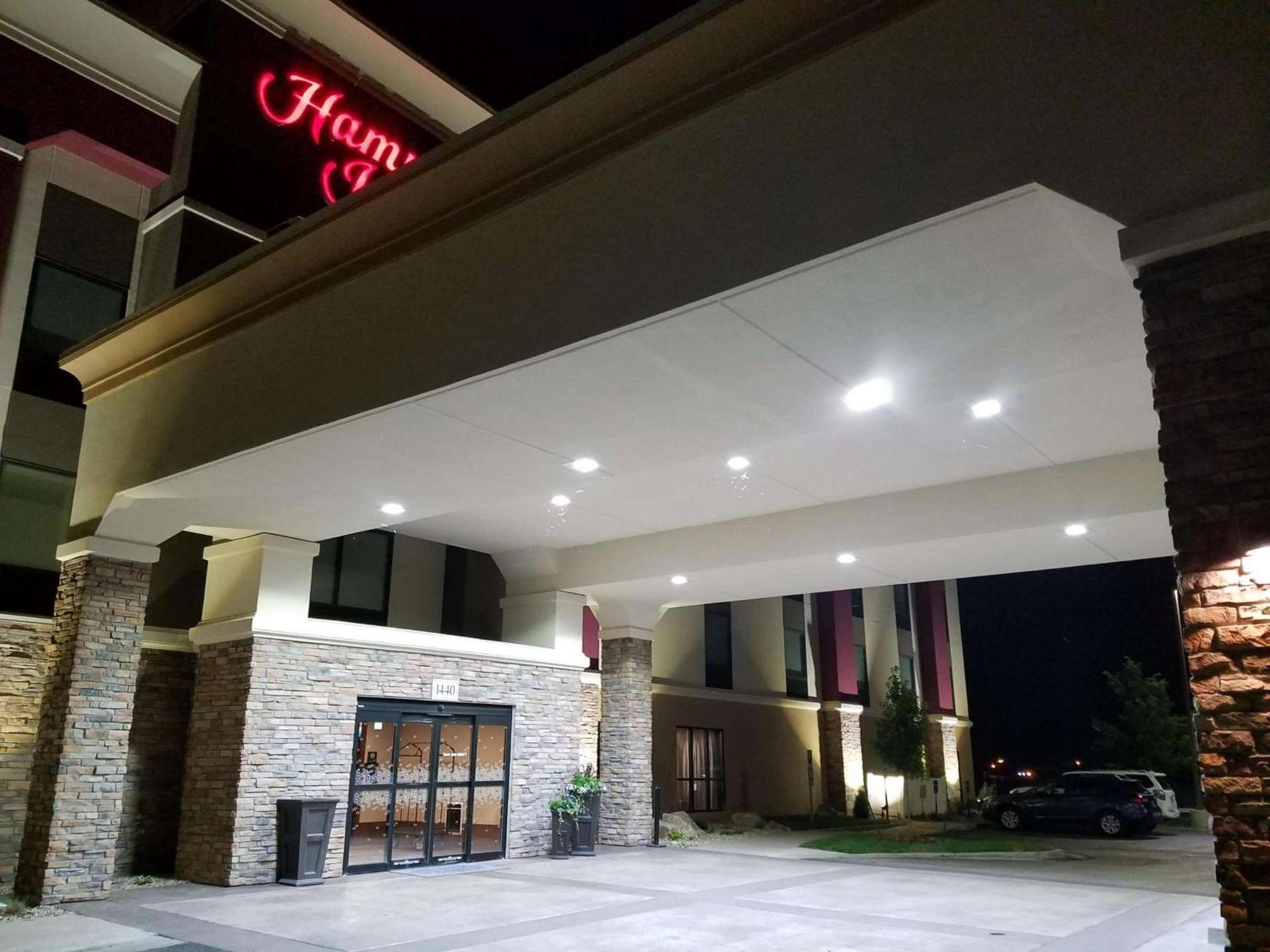 Hampton Inn Bismarck photo 6
