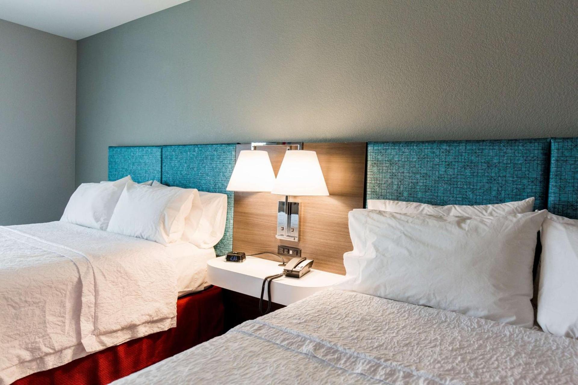 Hampton Inn Bismarck photo 22