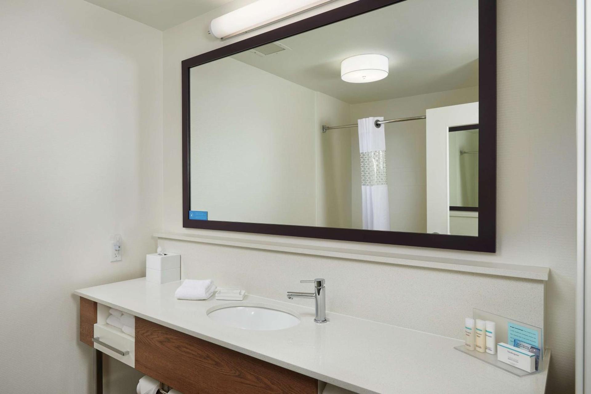 Hampton Inn Helena photo 16